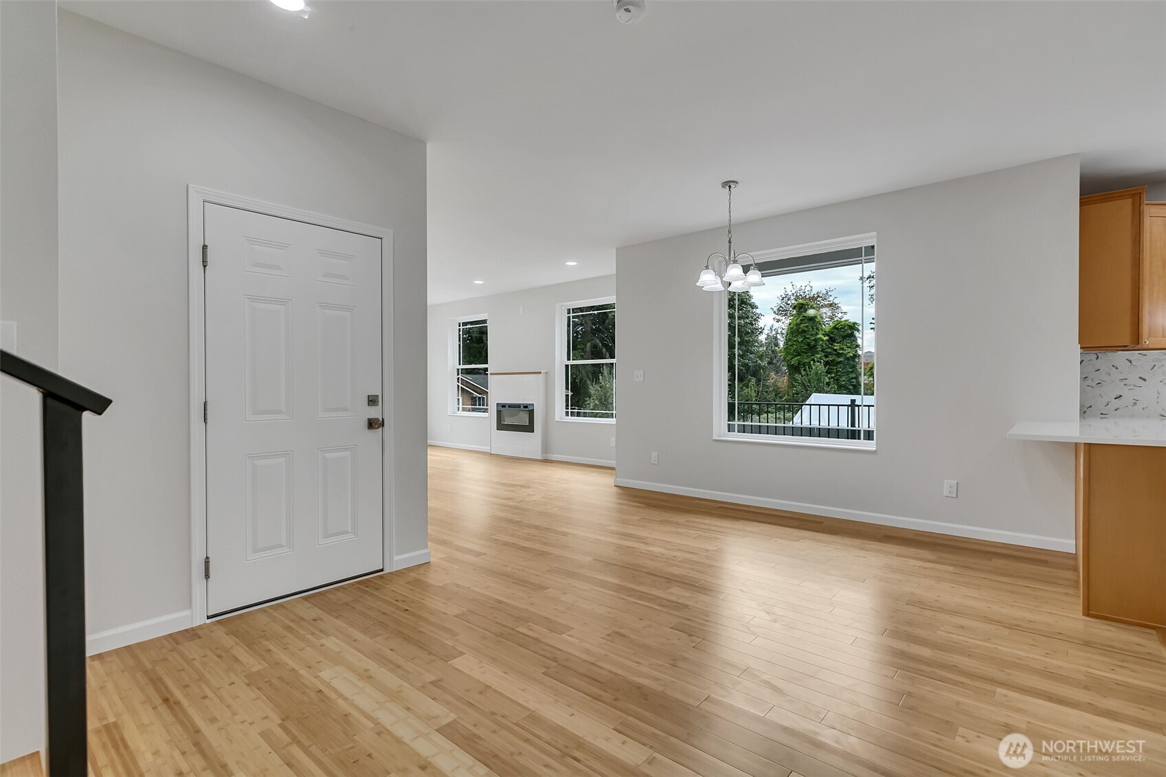 15724 King Place A Property Photo 17