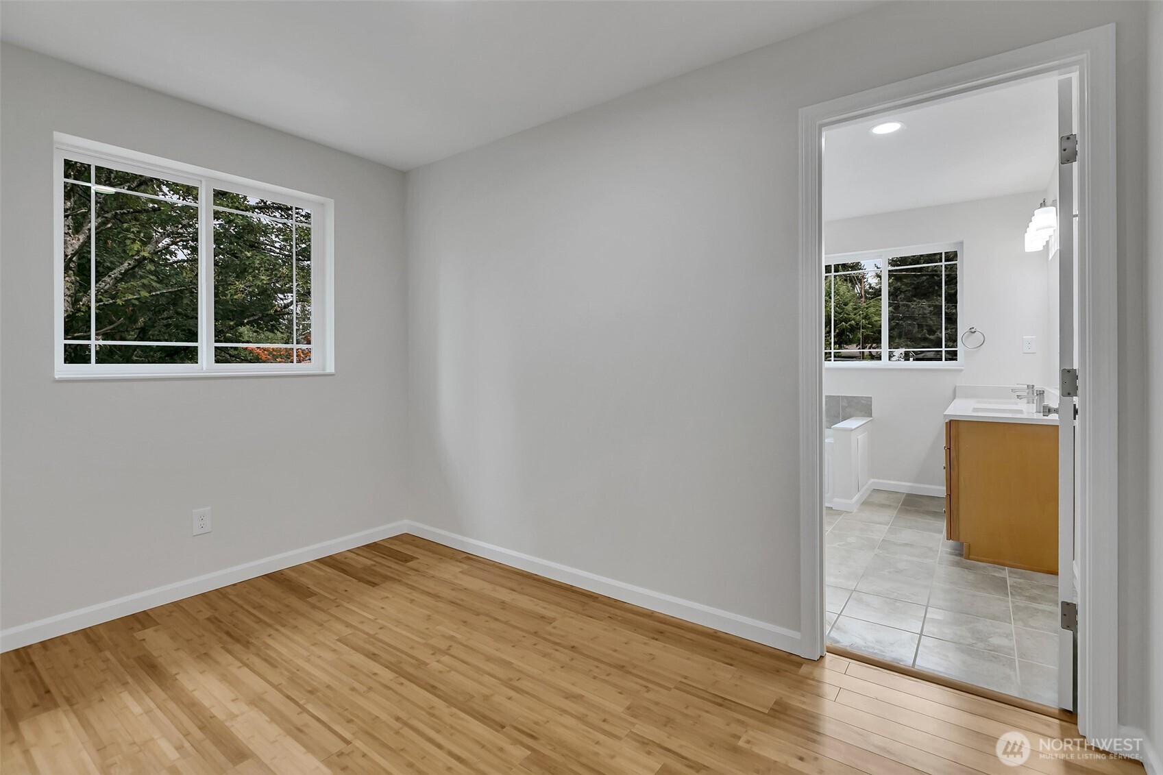15724 King Place A Property Photo 26