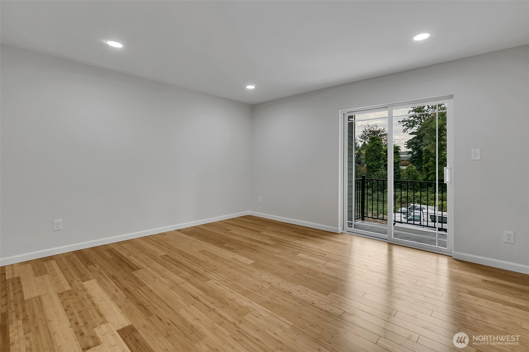 15724 King Place A Property Photo 29