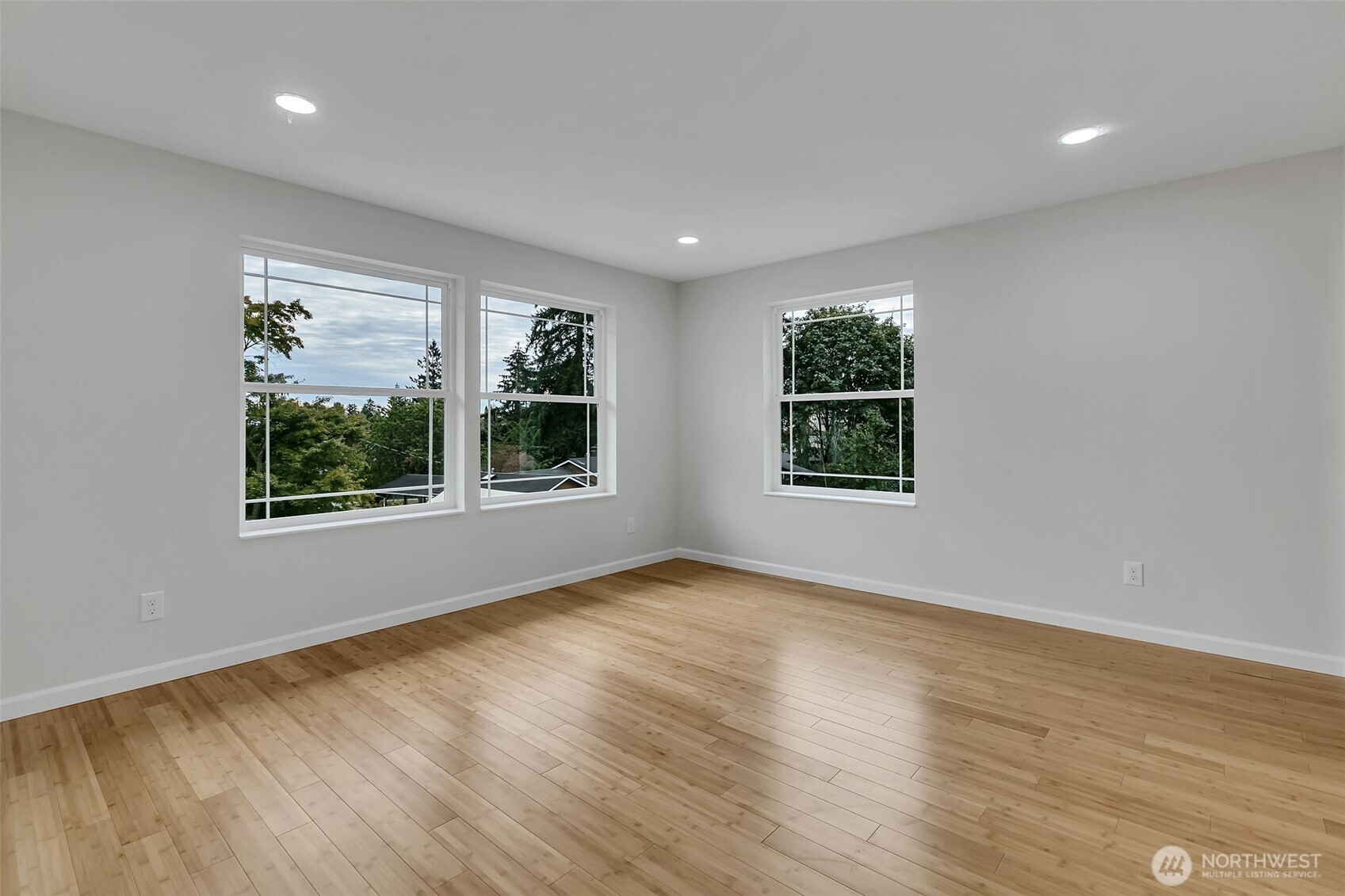 15724 King Place A Property Photo 31
