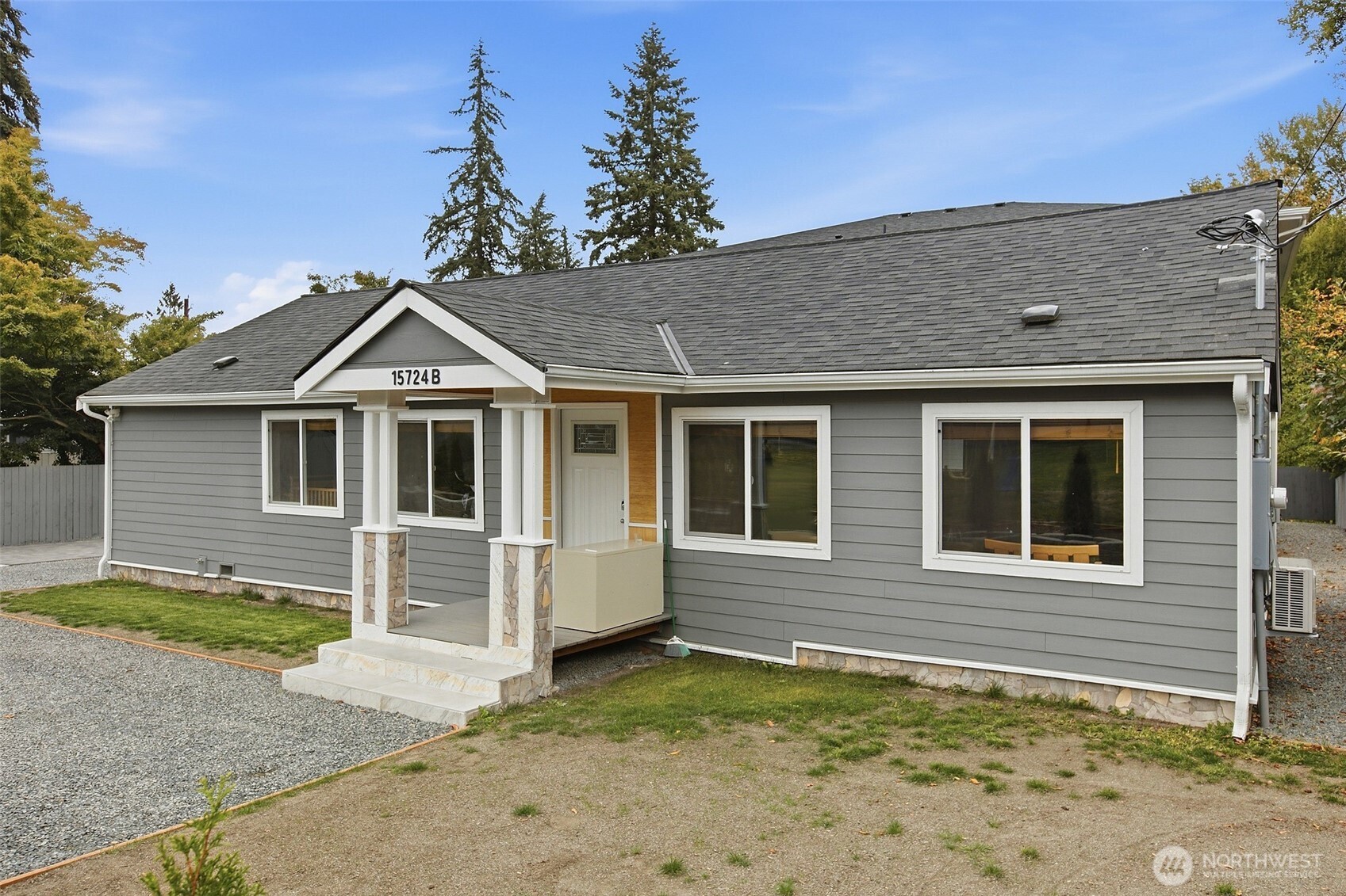 15724 King Place A Property Photo 36