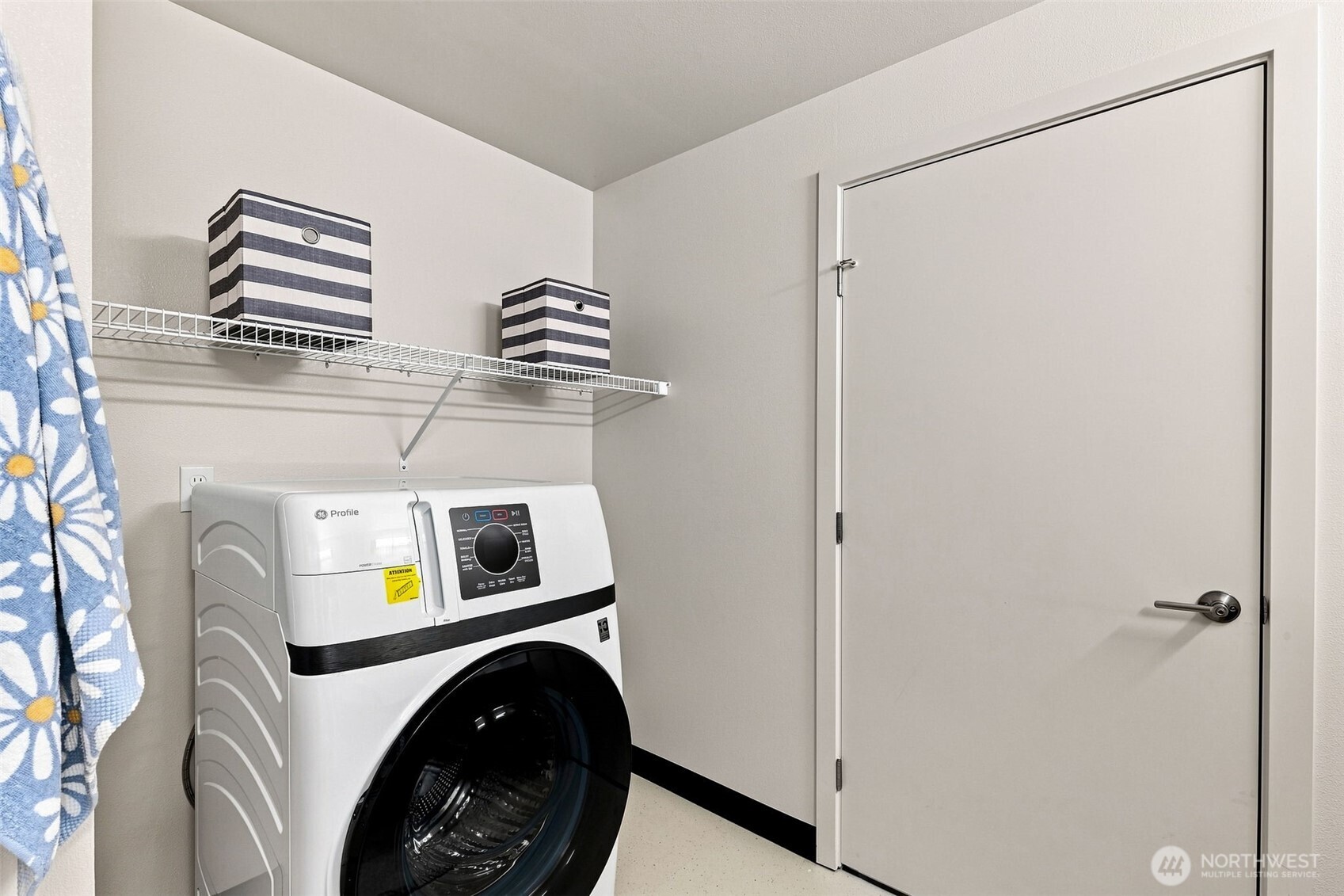 6109 Phinney Avenue 405 Property Photo 15