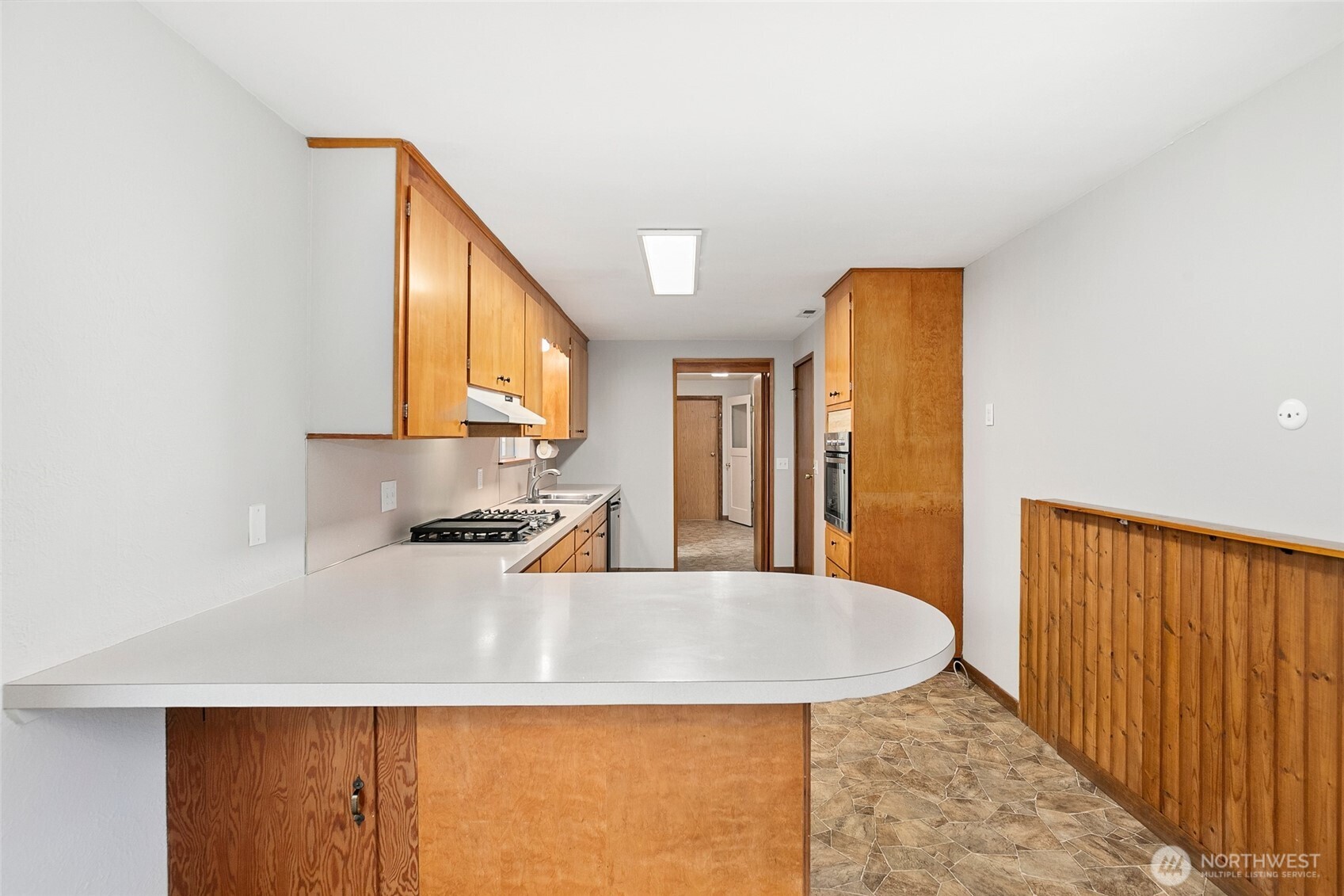 710 Kelsey Street Property Photo 14