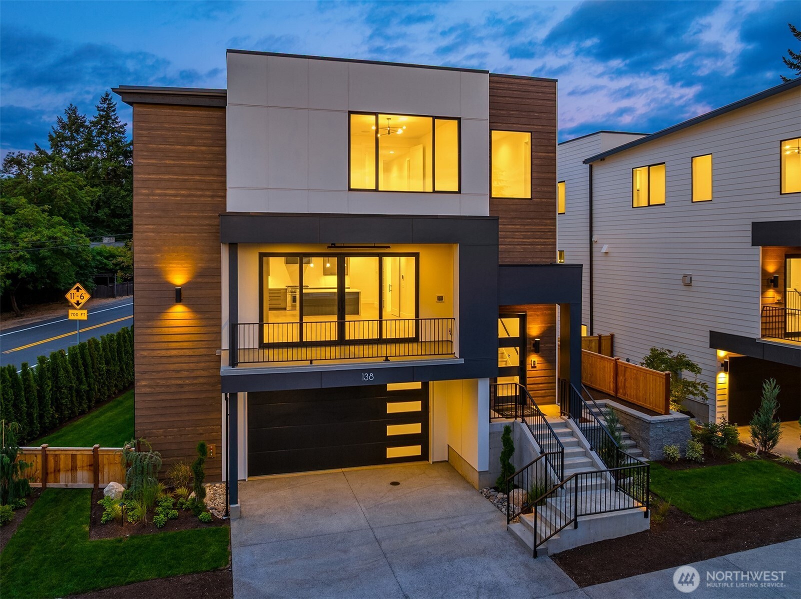 138 8th Court Property Photo 1