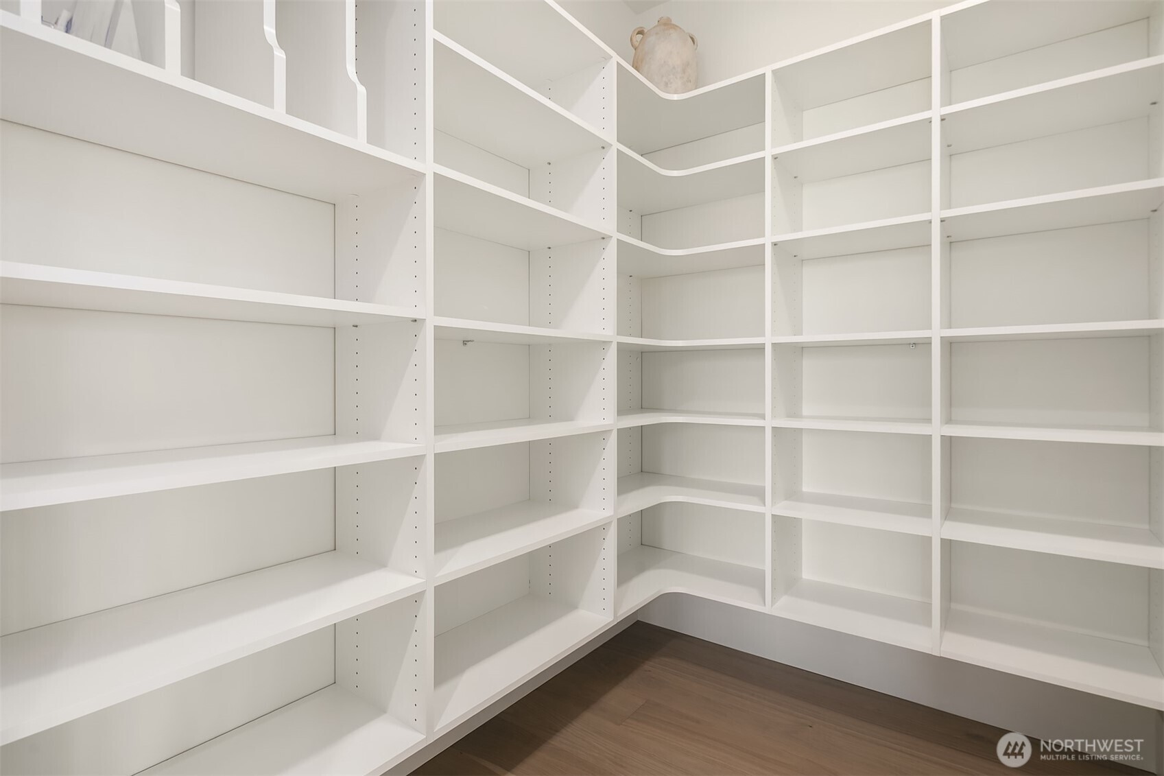 138 8th Court Property Photo 11