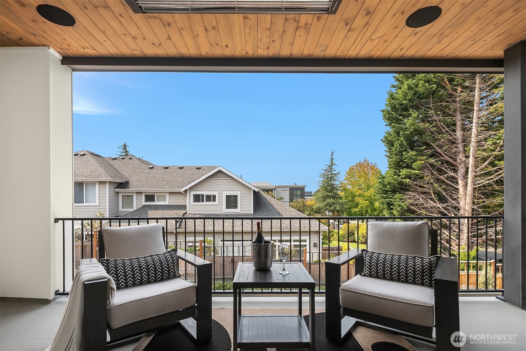 138 8th Court Property Photo 13