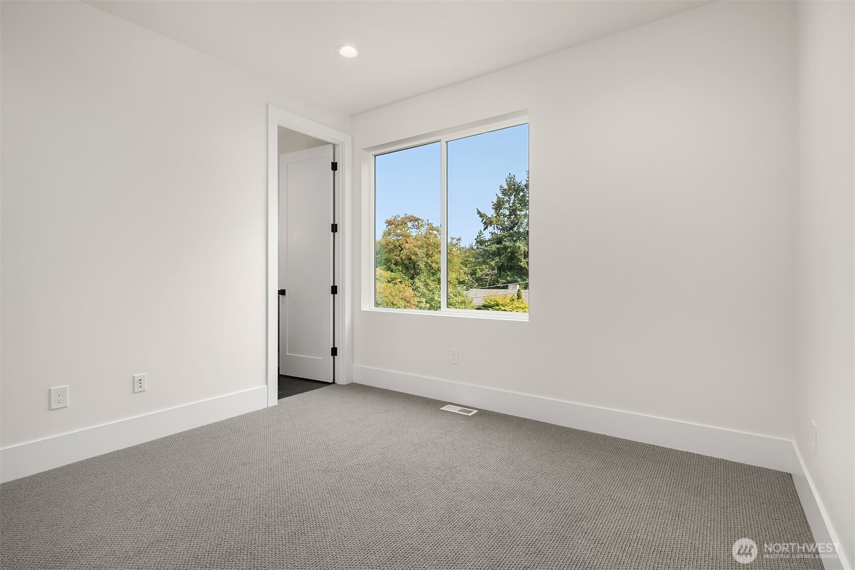 138 8th Court Property Photo 30
