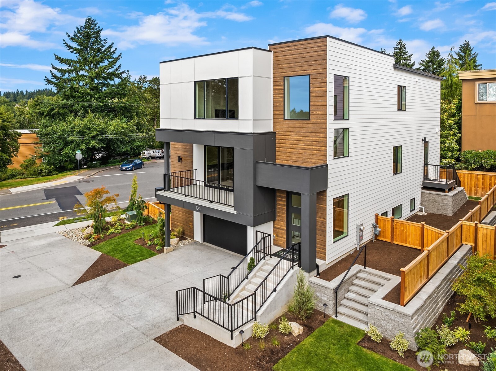 138 8th Court Property Photo 38