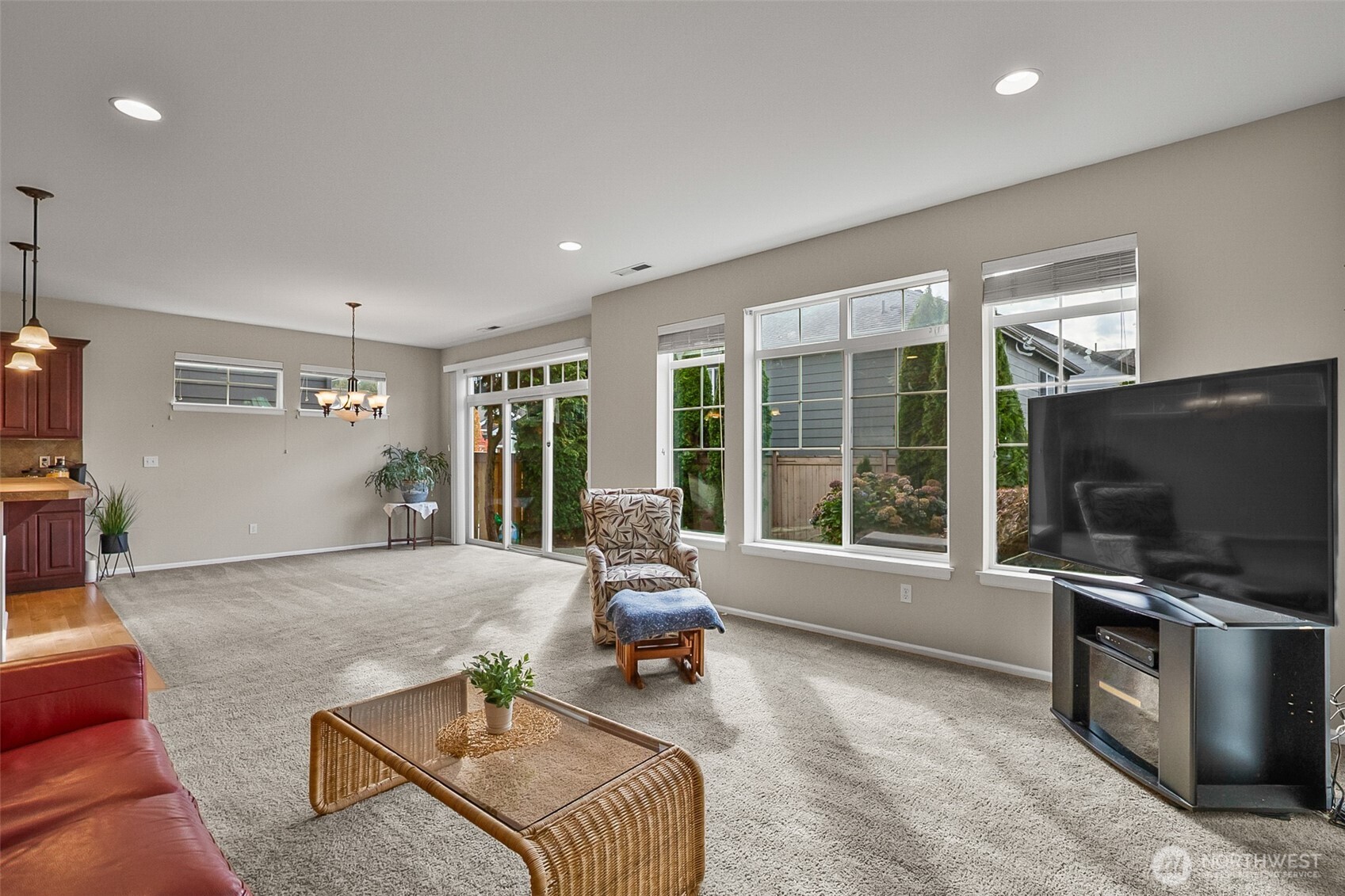 1128 77th Drive Property Photo 16