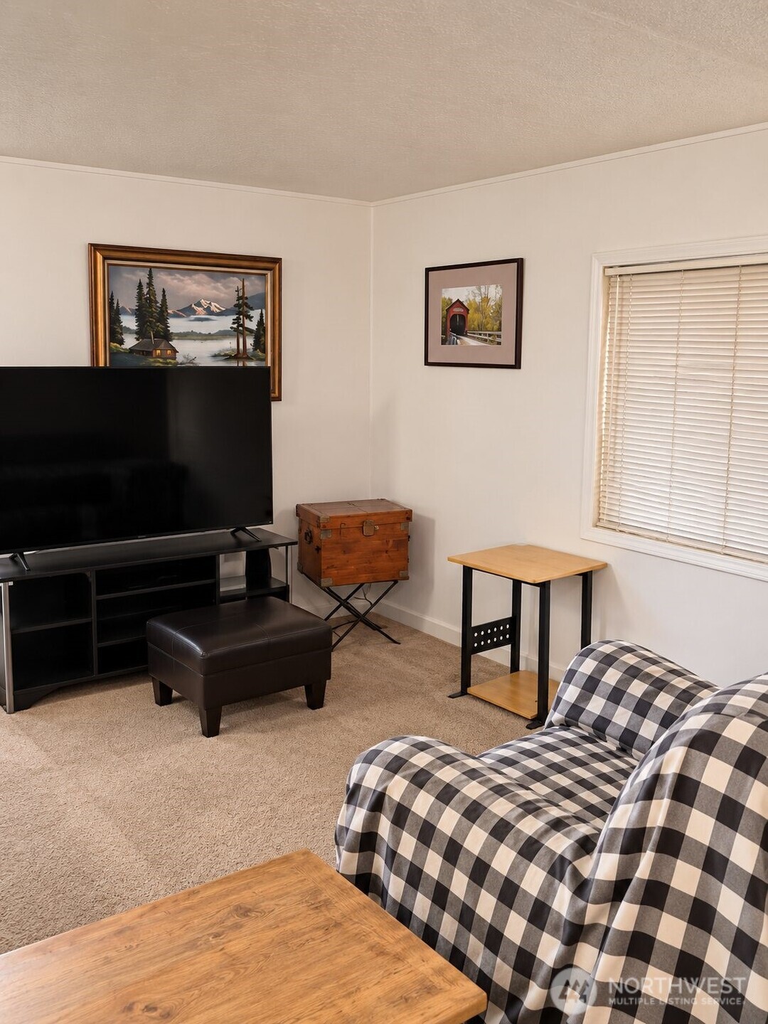 1110 Coweeman Lane Property Photo 6