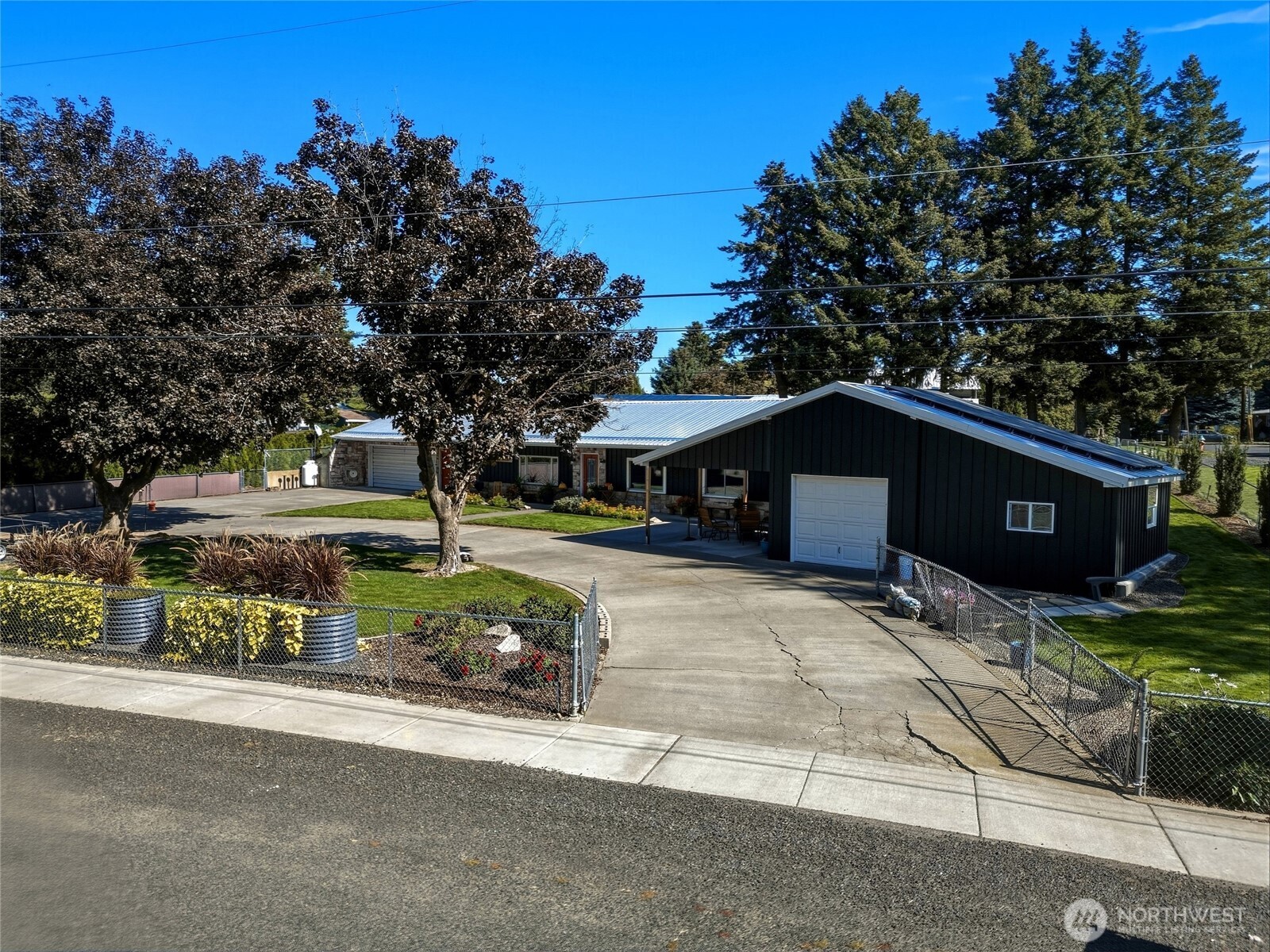 541 Arnold Lane Property Photo 6