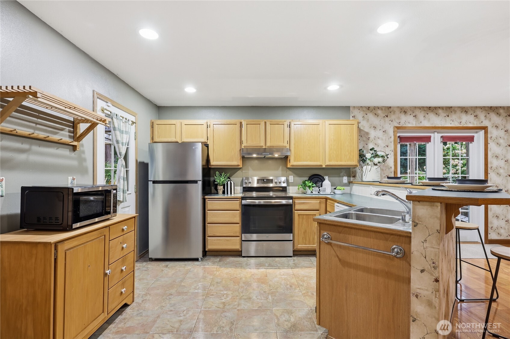 7591 Ne Beachwood Avenue Property Photo 12