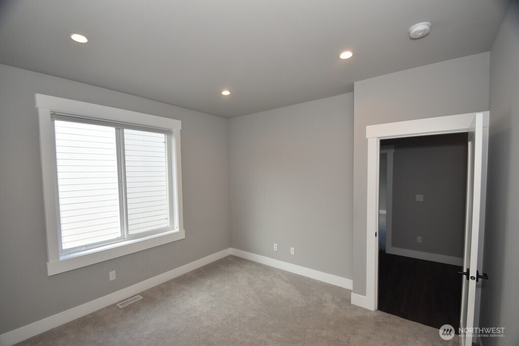 6219 Fernridge Court Property Photo 14