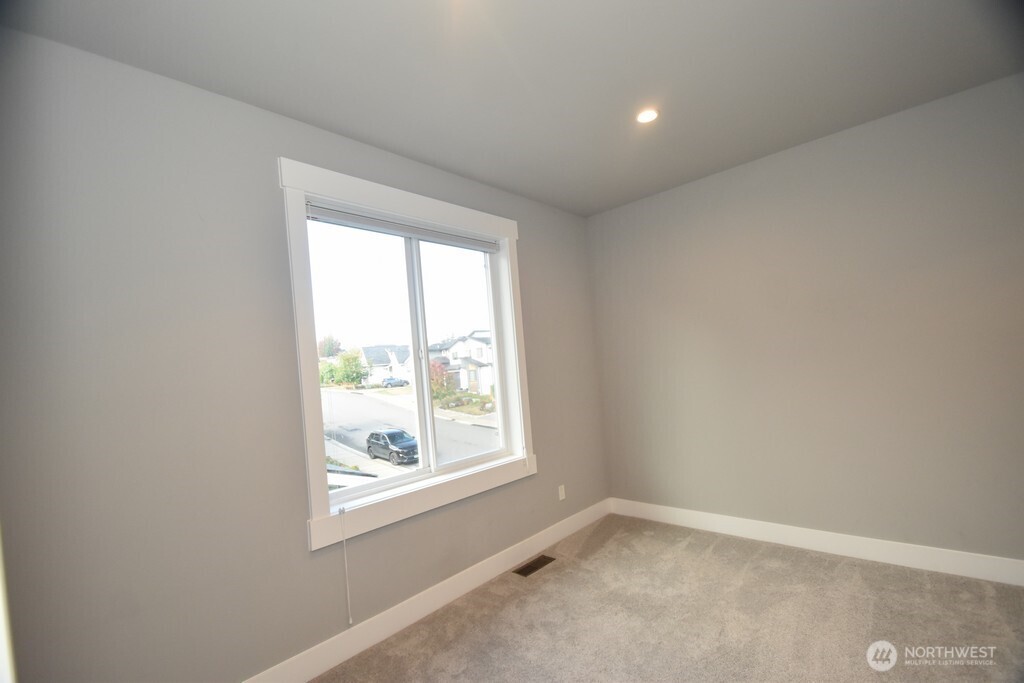 6219 Fernridge Court Property Photo 16