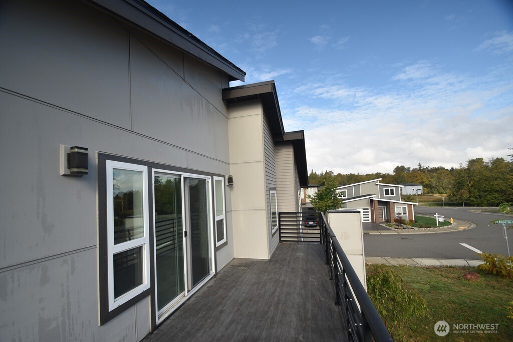 6219 Fernridge Court Property Photo 26