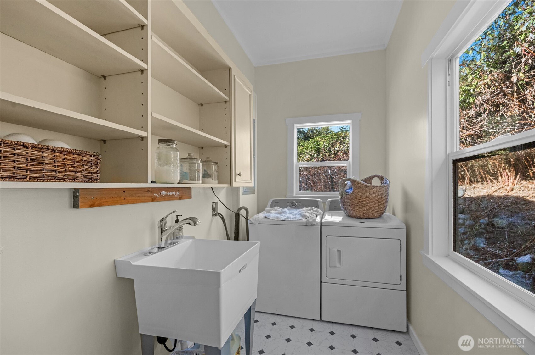 1411 Sunnyside Boulevard Property Photo 17