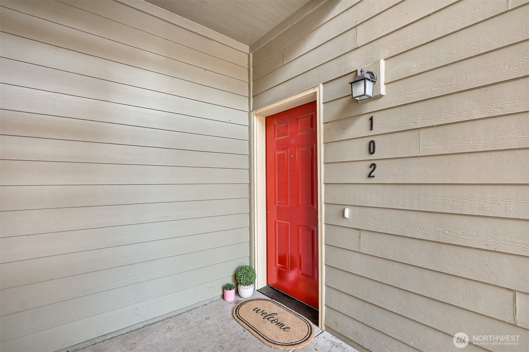 2173 Sunnybrook Lane 102 Property Photo 3