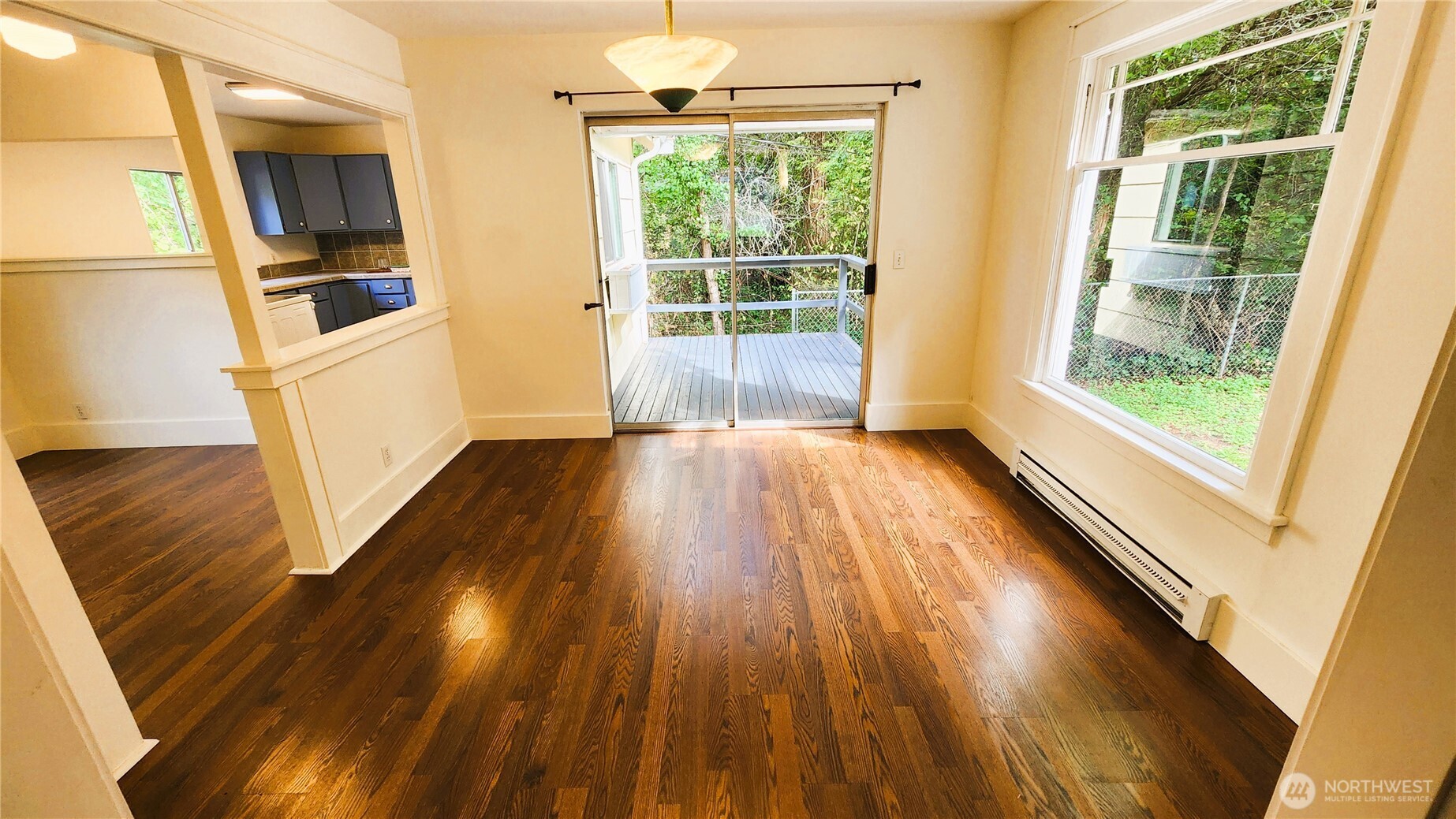 1758 Ne Jacobson Road Property Photo 6