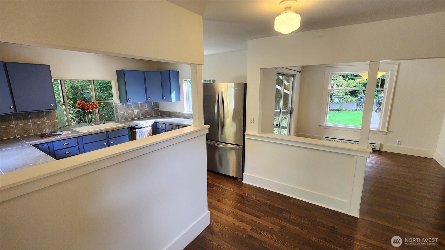 1758 Ne Jacobson Road Property Photo 10