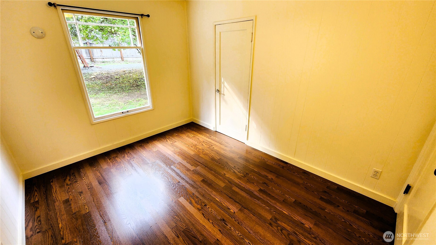 1758 Ne Jacobson Road Property Photo 19