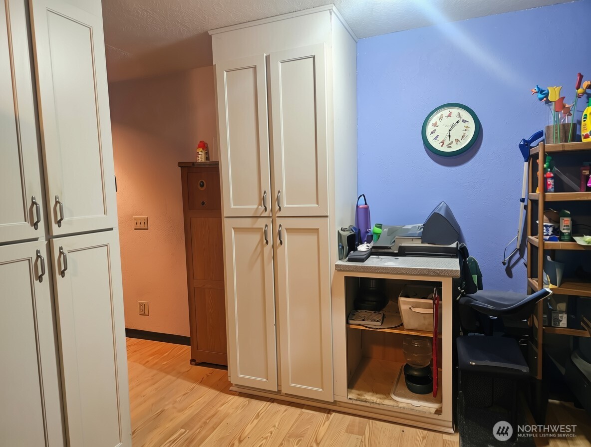 7912 290th Street Property Photo 7