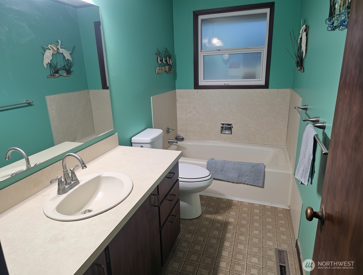 7912 290th Street Property Photo 14