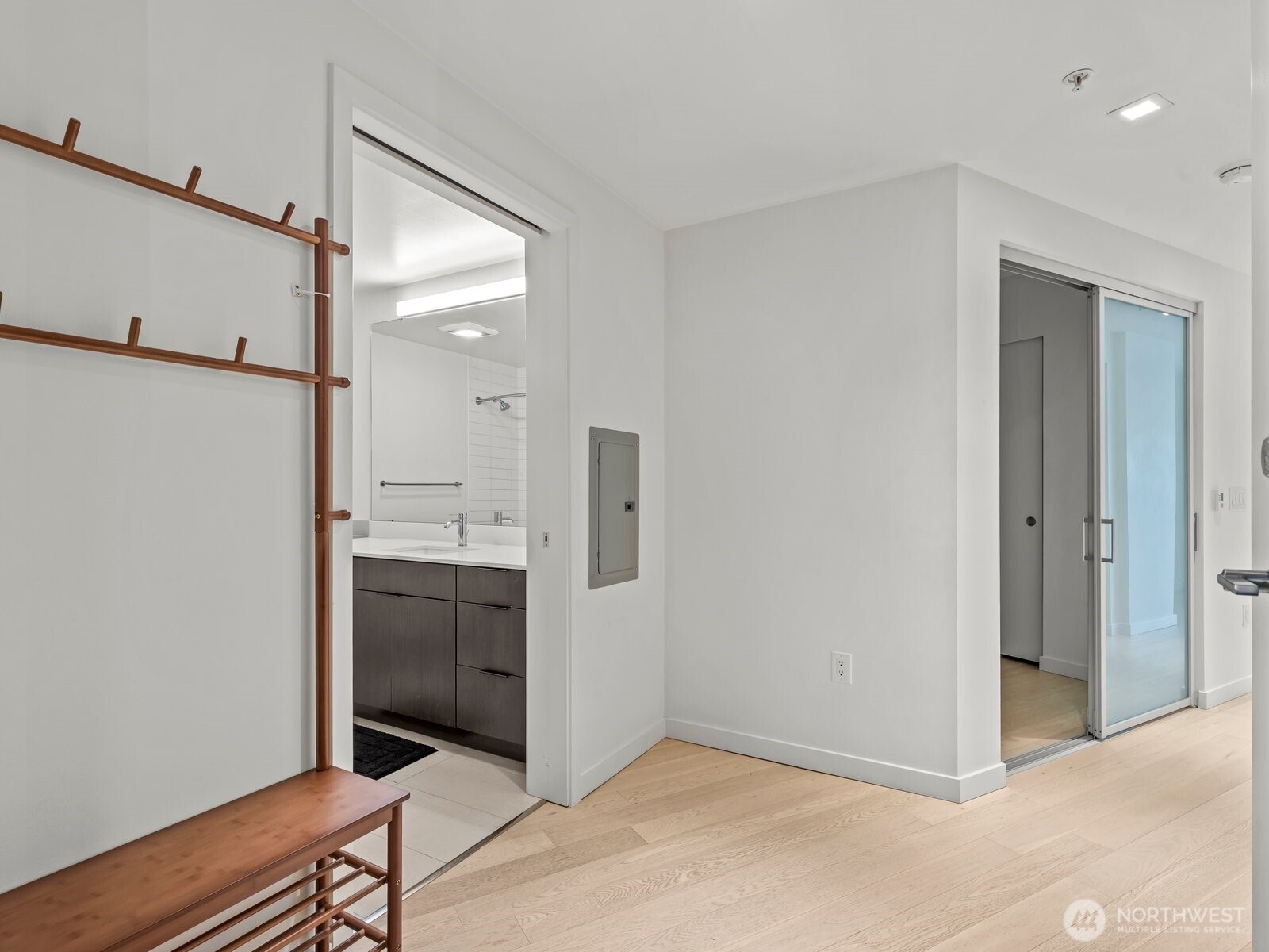 590 1st Avenue 612 Property Photo 6