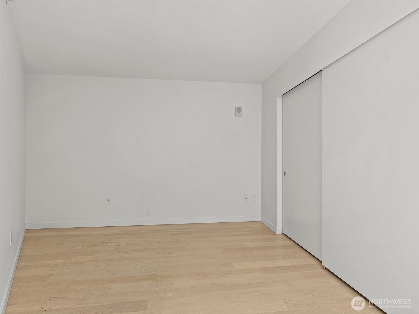590 1st Avenue 612 Property Photo 10