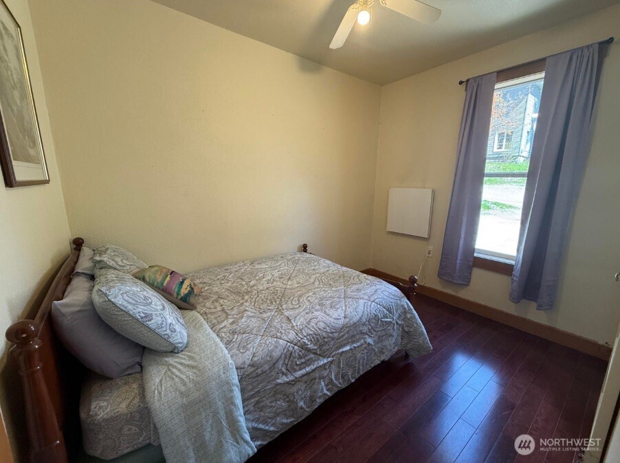 640 Elm Street Property Photo 38