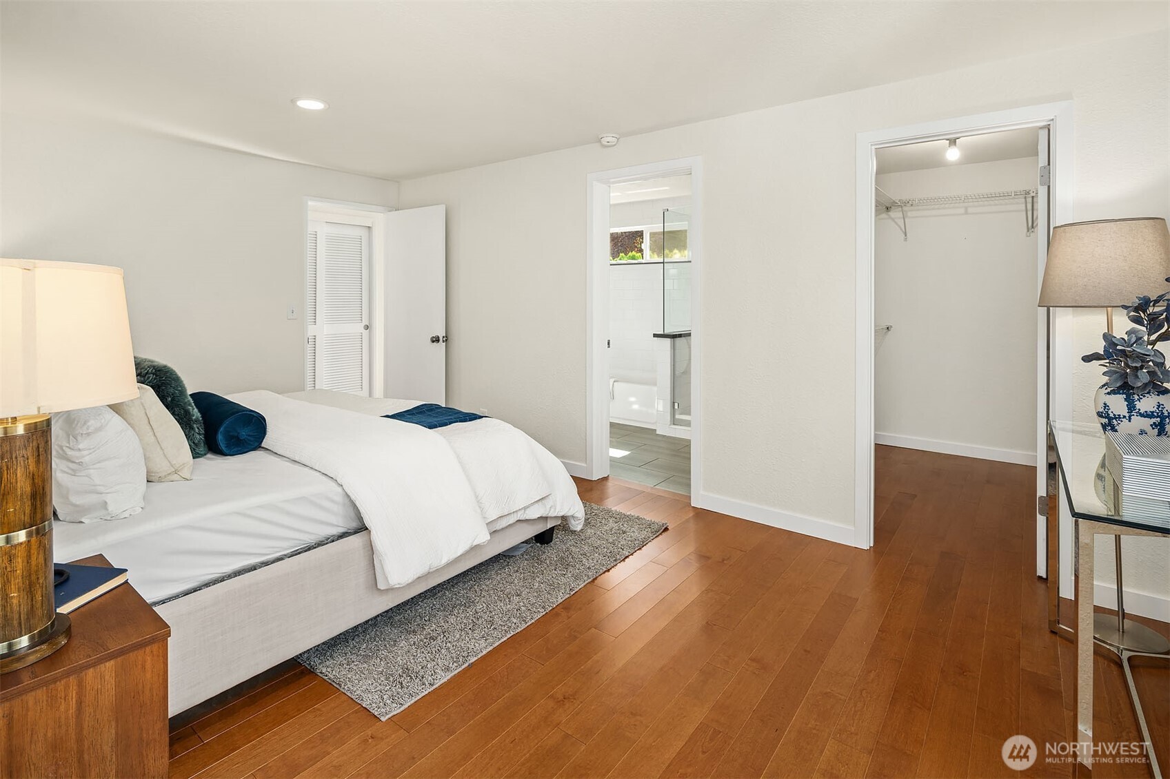 308 Fir Place Property Photo 13