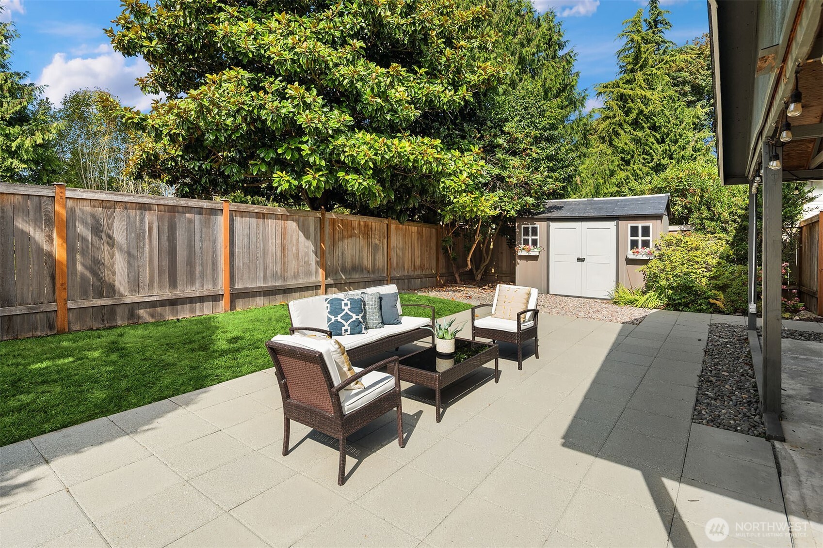 308 Fir Place Property Photo 24