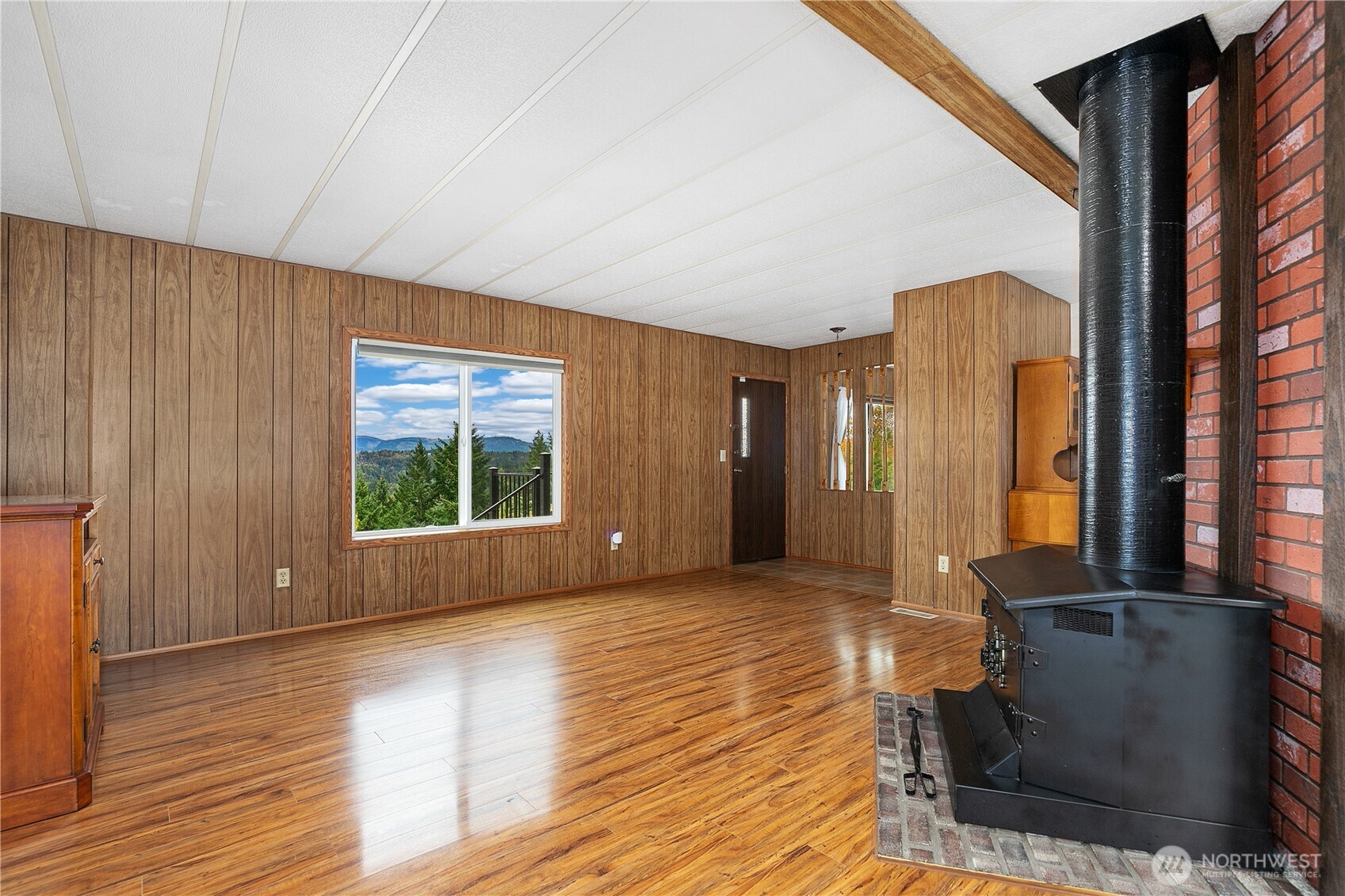 22142 133rd Street Property Photo 4