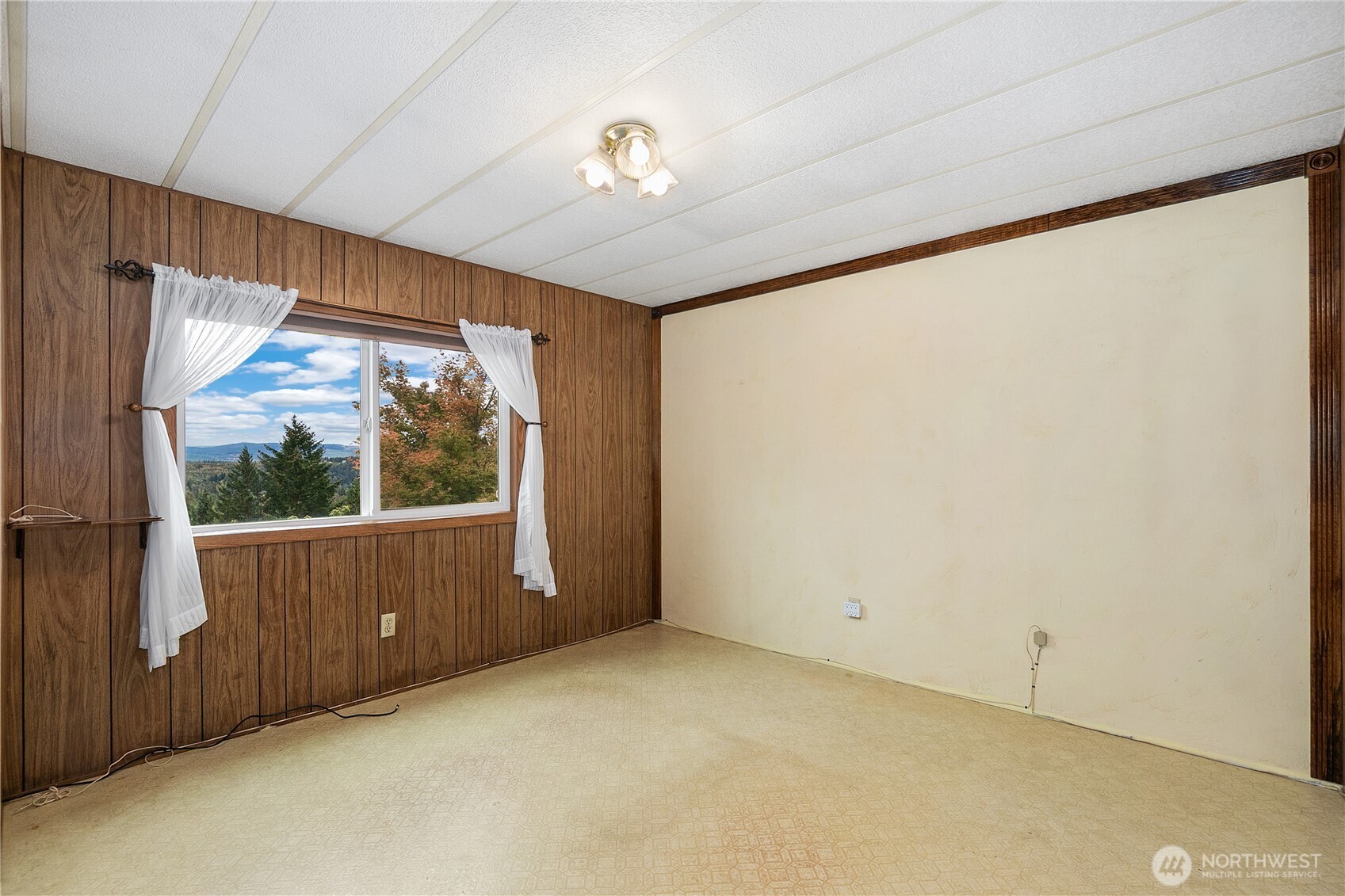 22142 133rd Street Property Photo 16