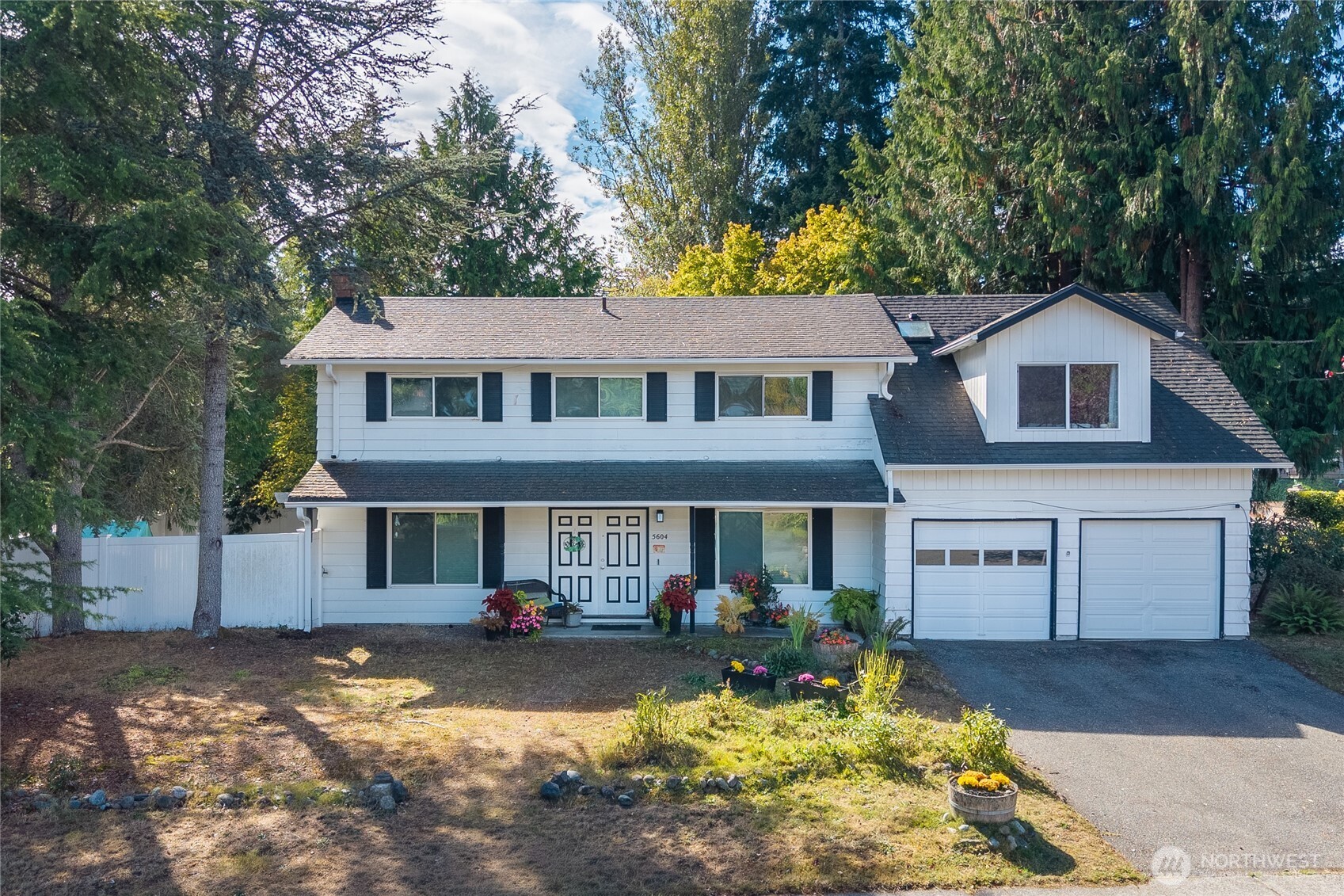 5604 172nd Place Property Photo 1