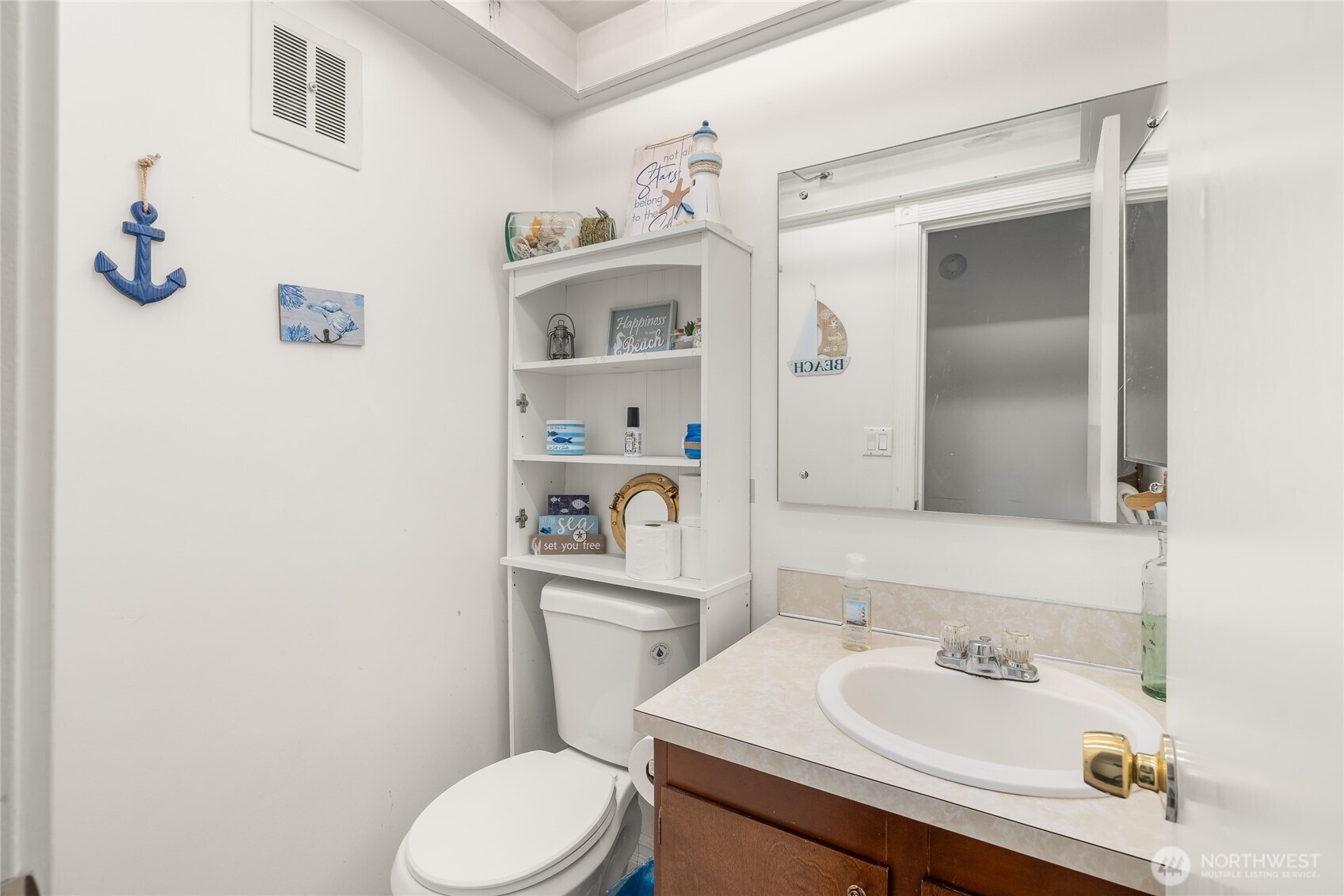 5604 172nd Place Property Photo 11
