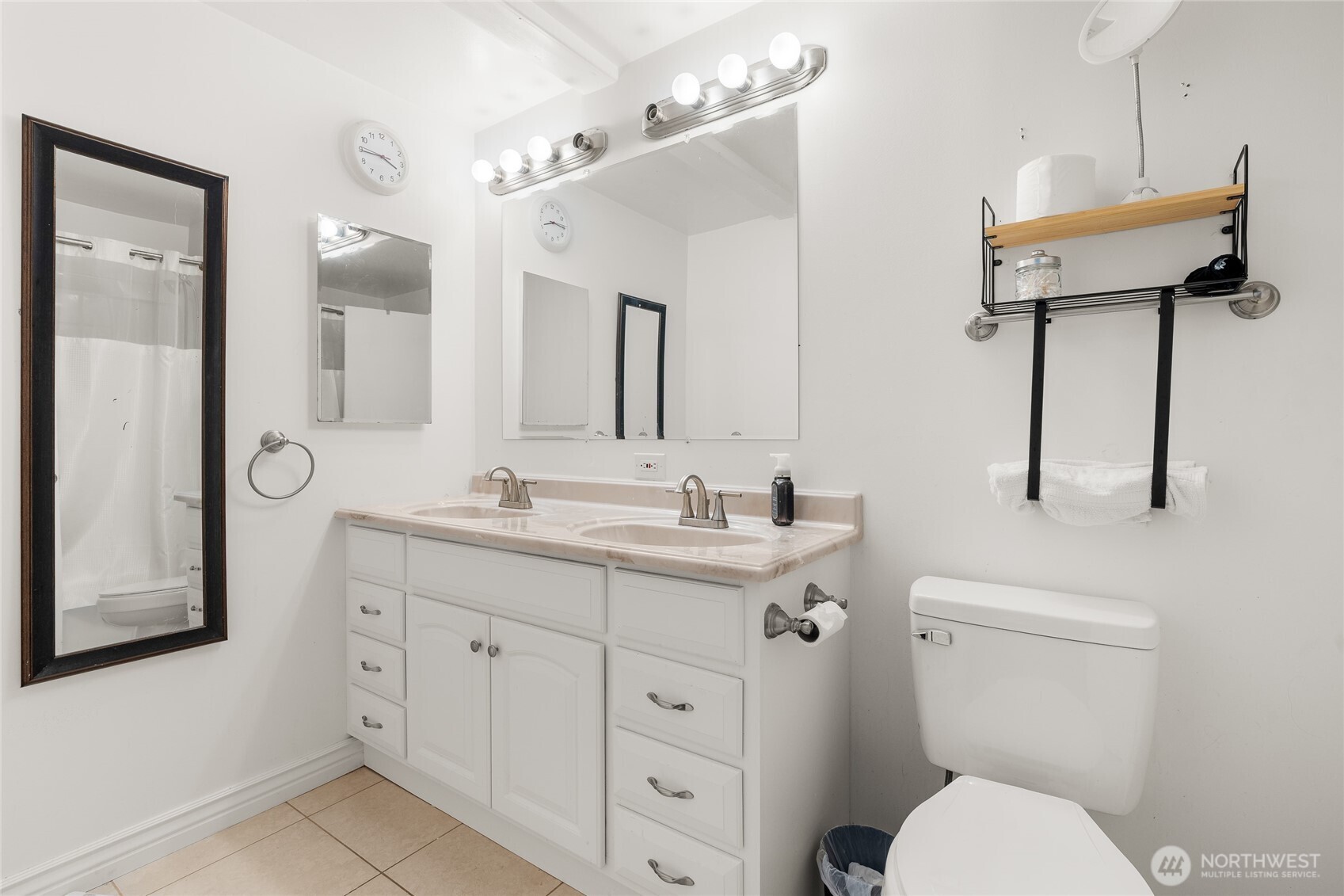 5604 172nd Place Property Photo 14