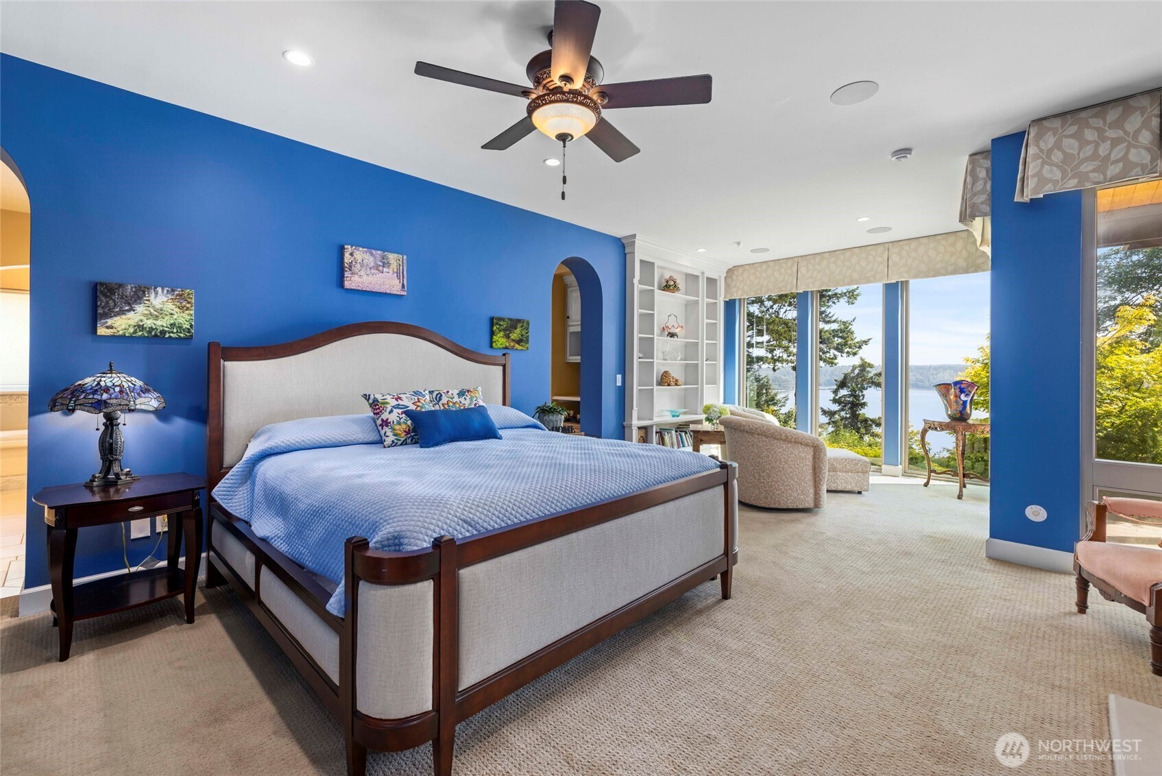13887 Gibralter Road Property Photo 11