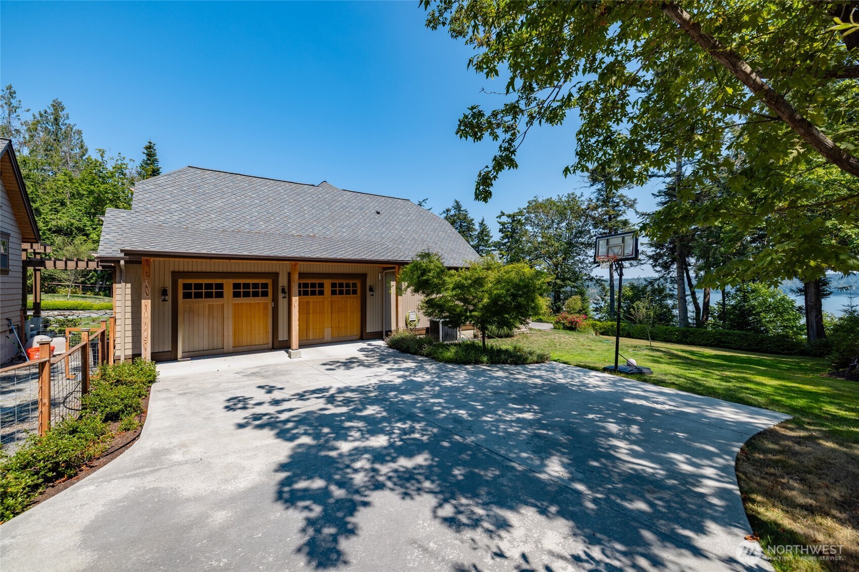 13887 Gibralter Road Property Photo 24
