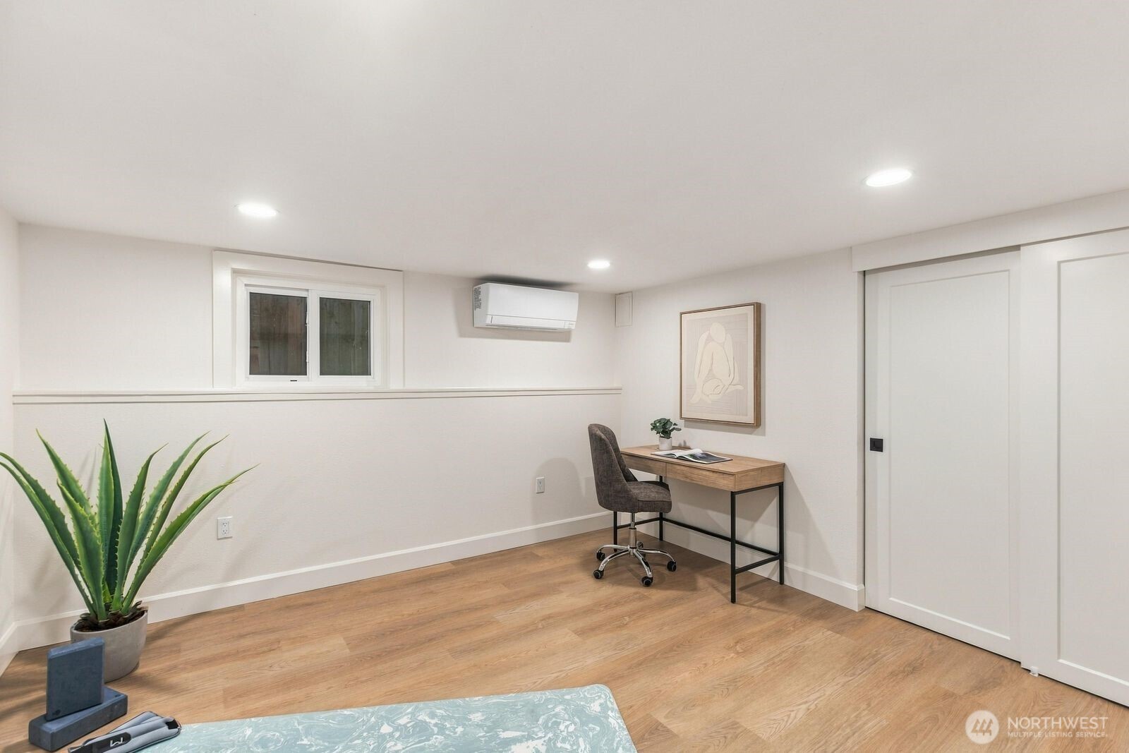 9752 Evanston Avenue Property Photo 30