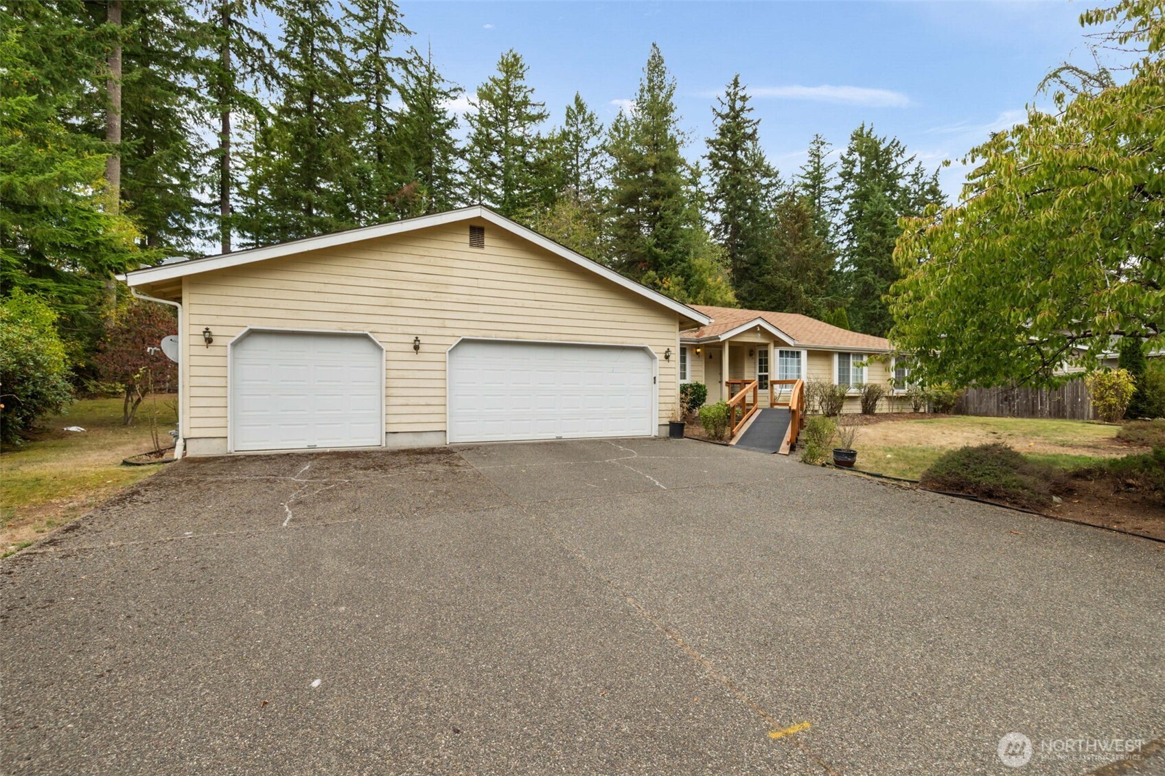 6486 Crossing Place Property Photo 6