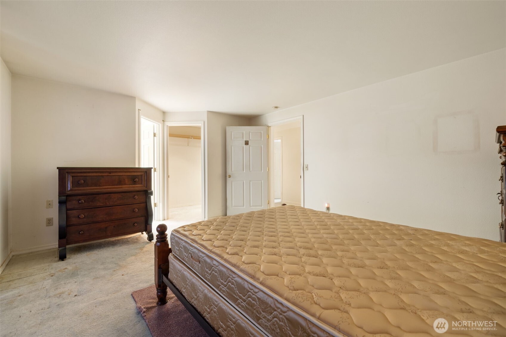 6486 Crossing Place Property Photo 22