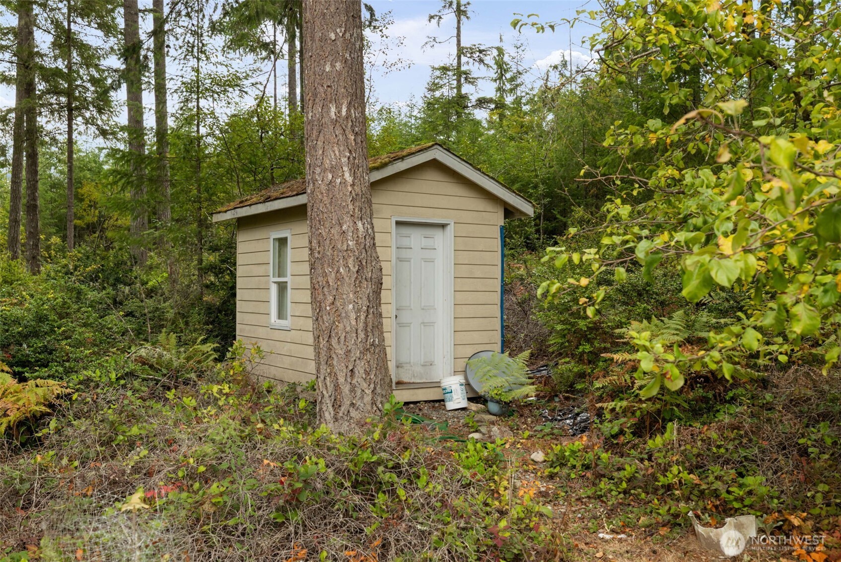 6486 Crossing Place Property Photo 31