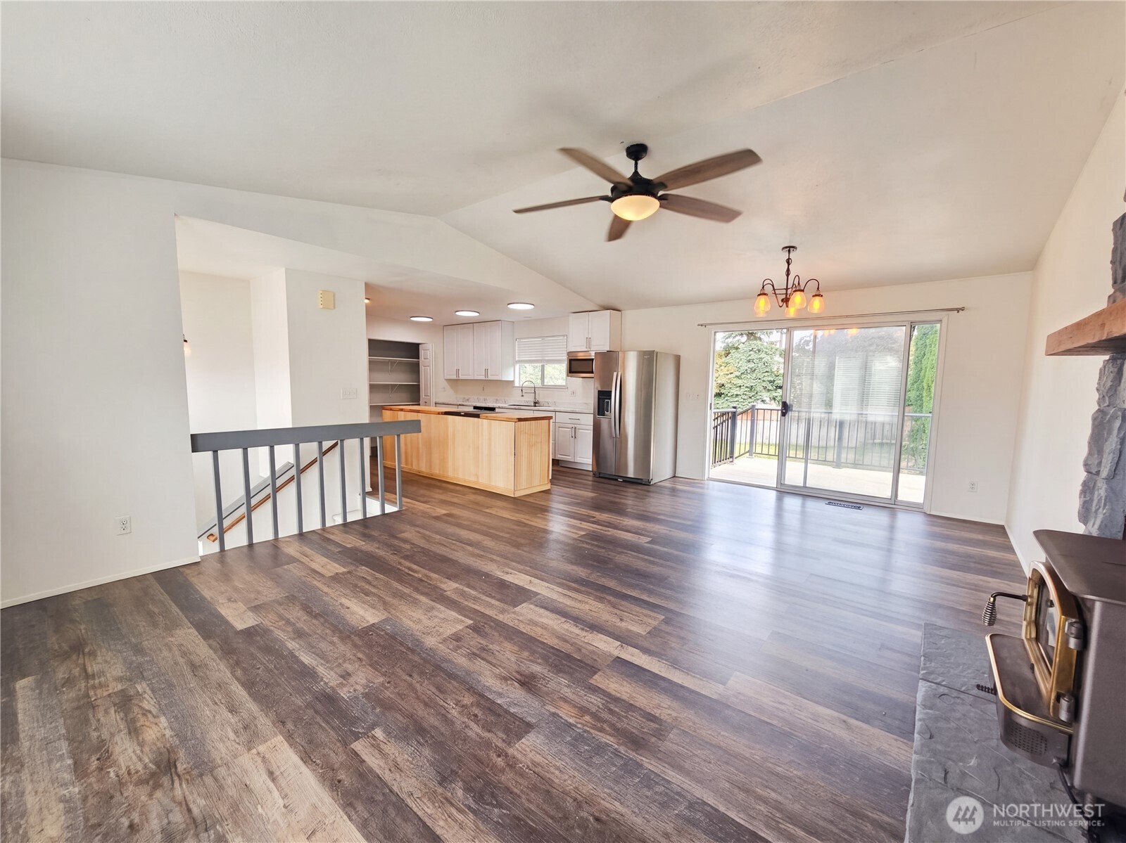 611 Marcie Court Property Photo 3