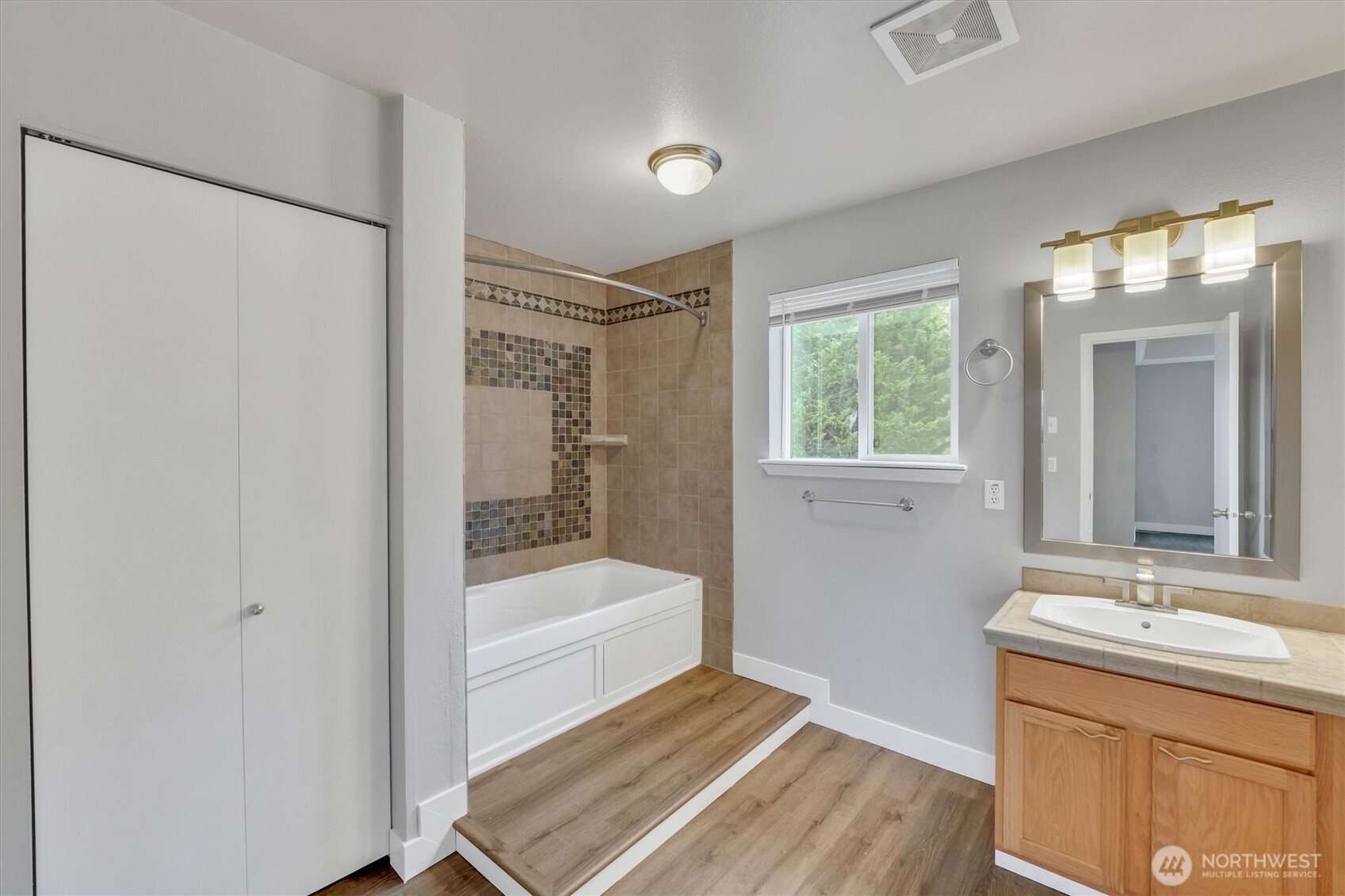 1116 Williams Street Property Photo 26