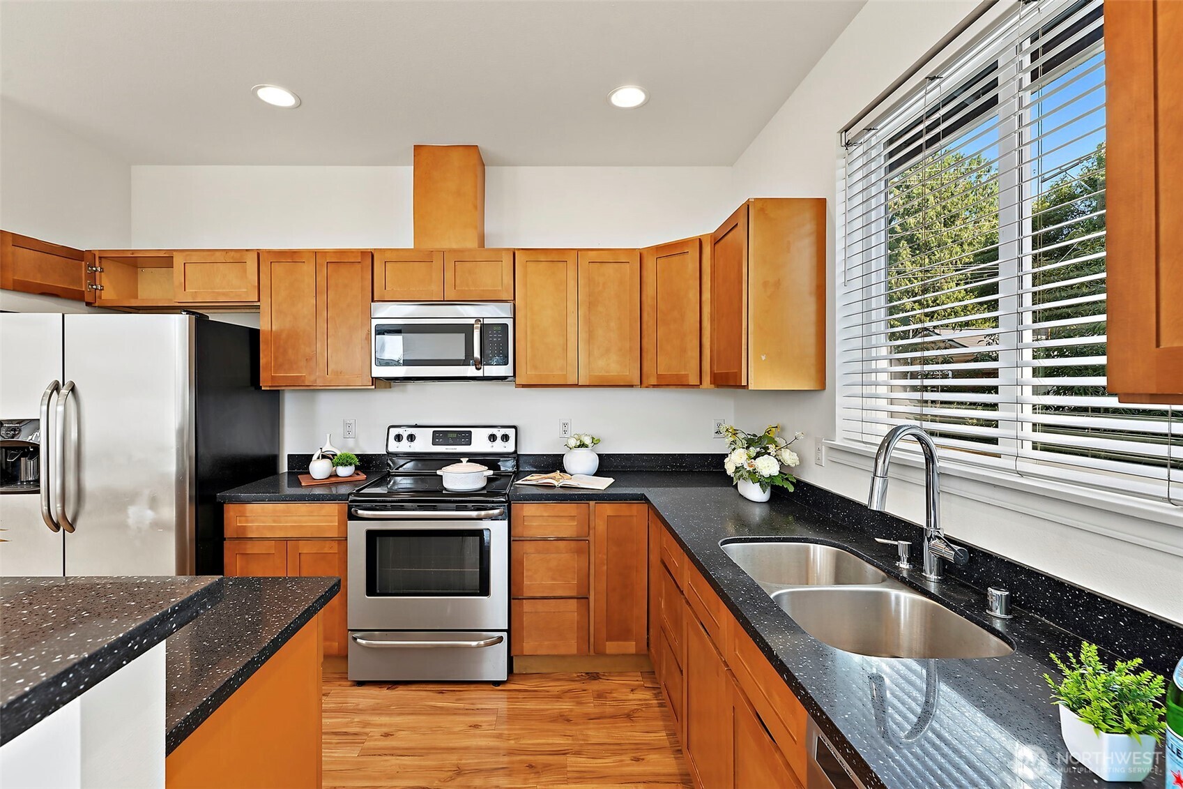 408 1st Avenue Property Photo 10