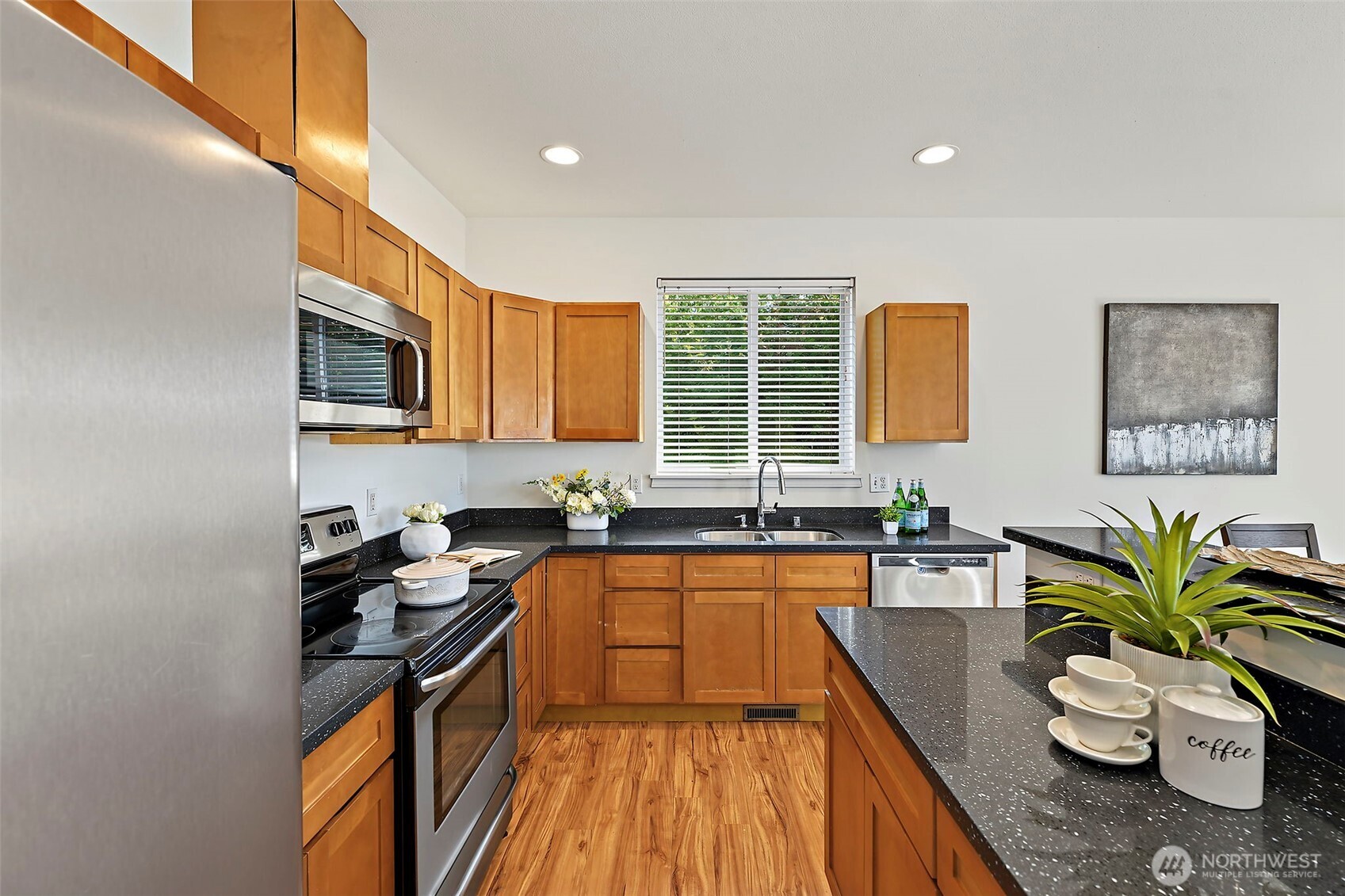 408 1st Avenue Property Photo 11