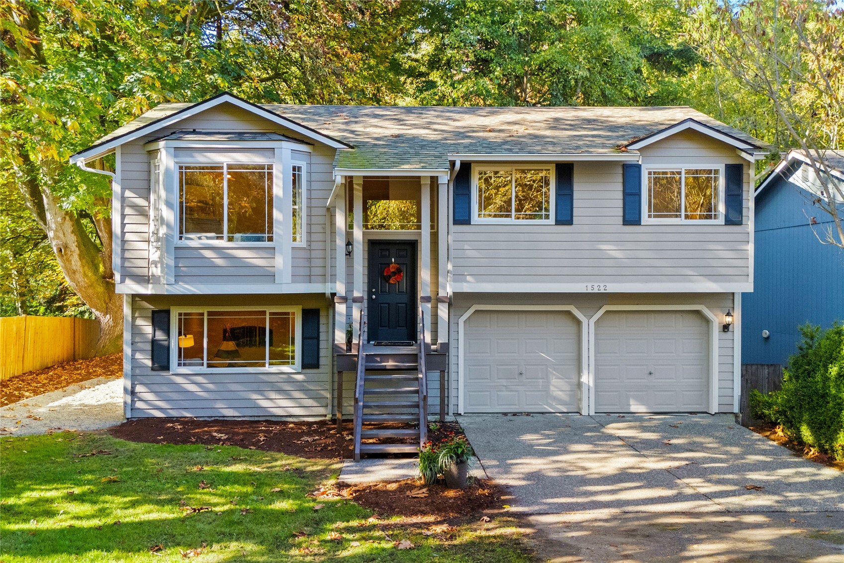 1522 49th Place Property Photo 1