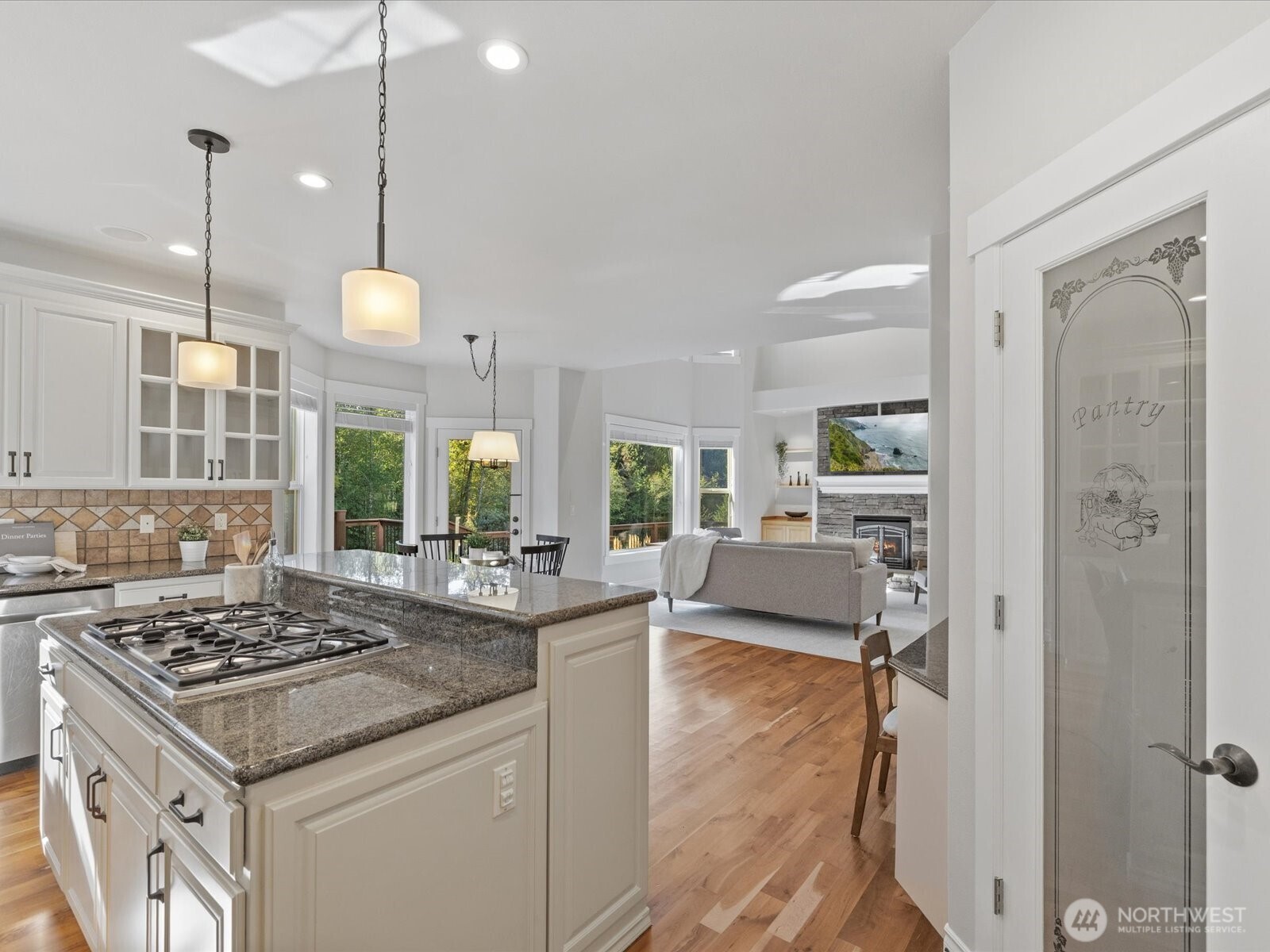 15316 241st Street Property Photo 10