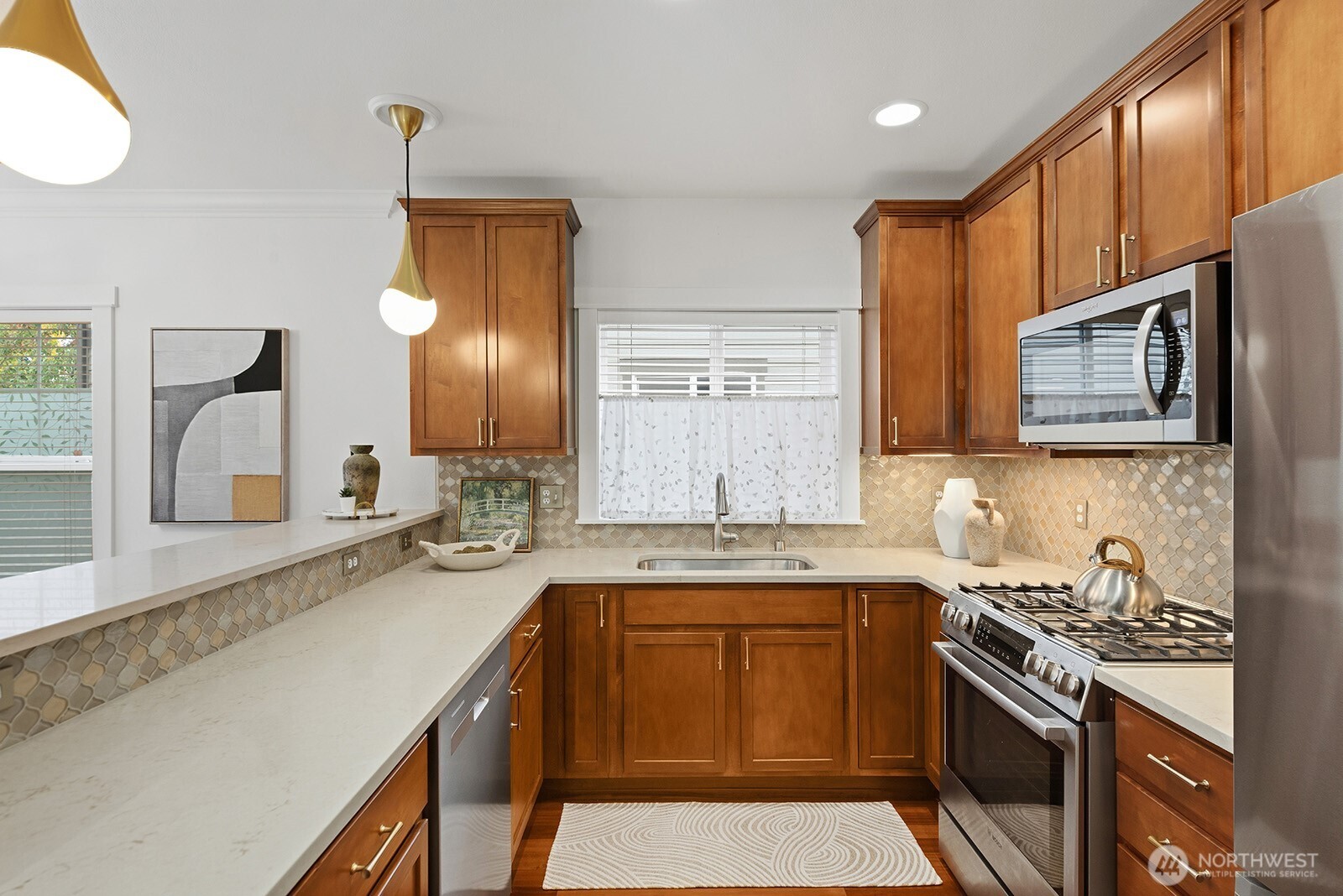 9513 Ashworth Avenue A Property Photo 15