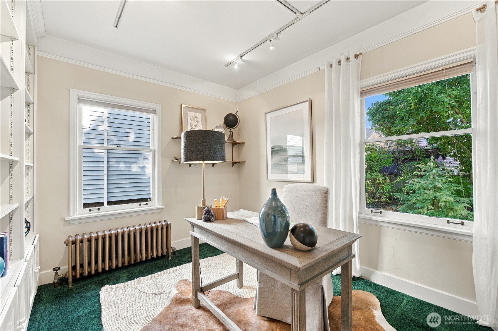 3910 Woodlawn Avenue Property Photo 10
